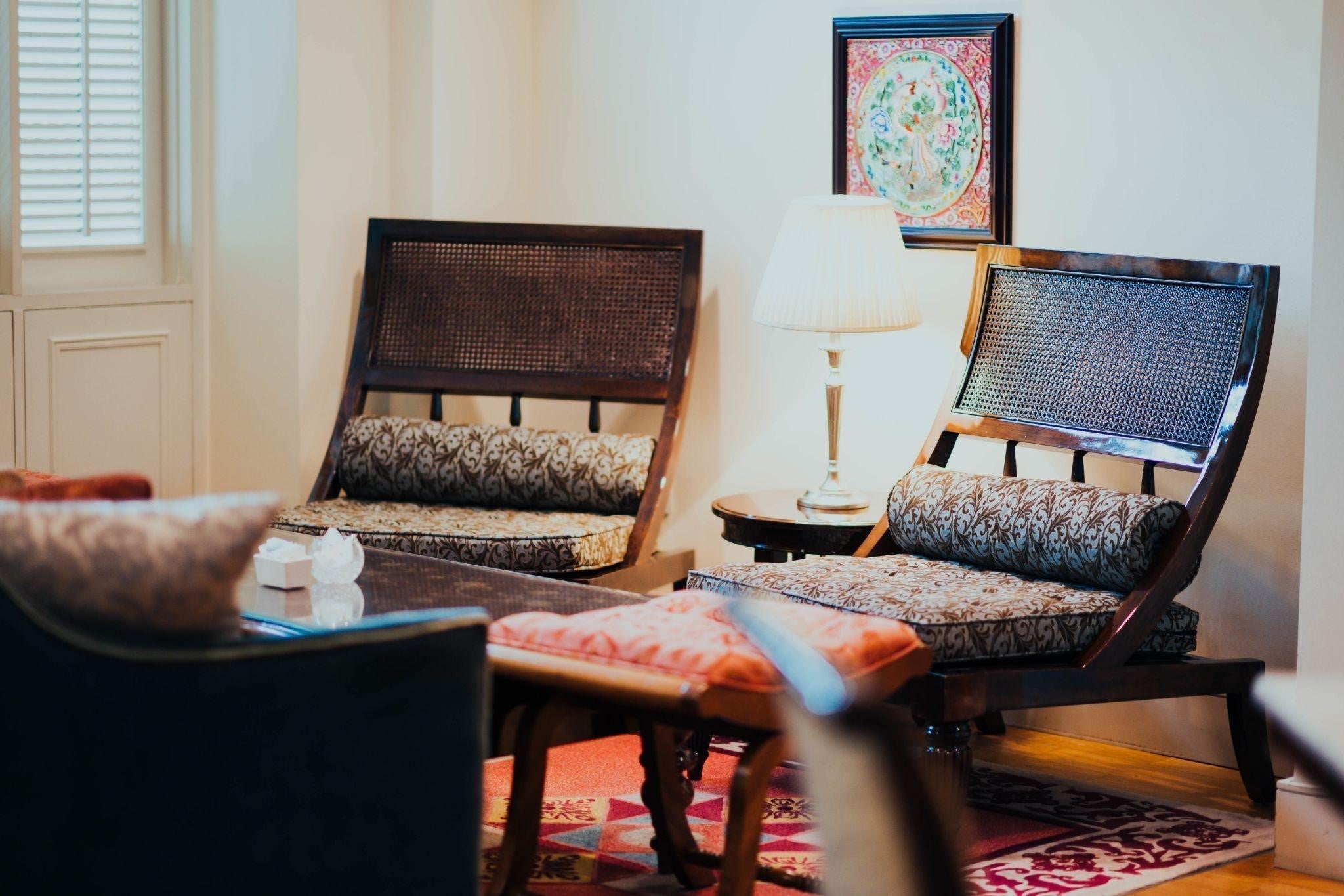 How to Style Your Modern Home with Vintage Furniture