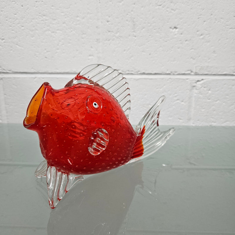 Interesting Murano Style Fish. Please see photos as they form part of the description.