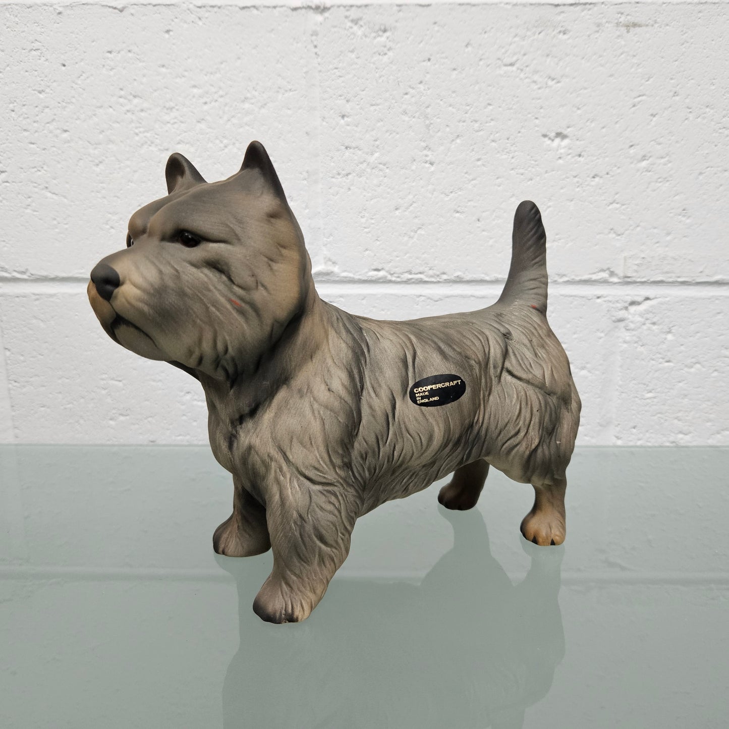 Appealing vintage Coopercraft England Dog Ornament. Please see photos as they form part of the description.