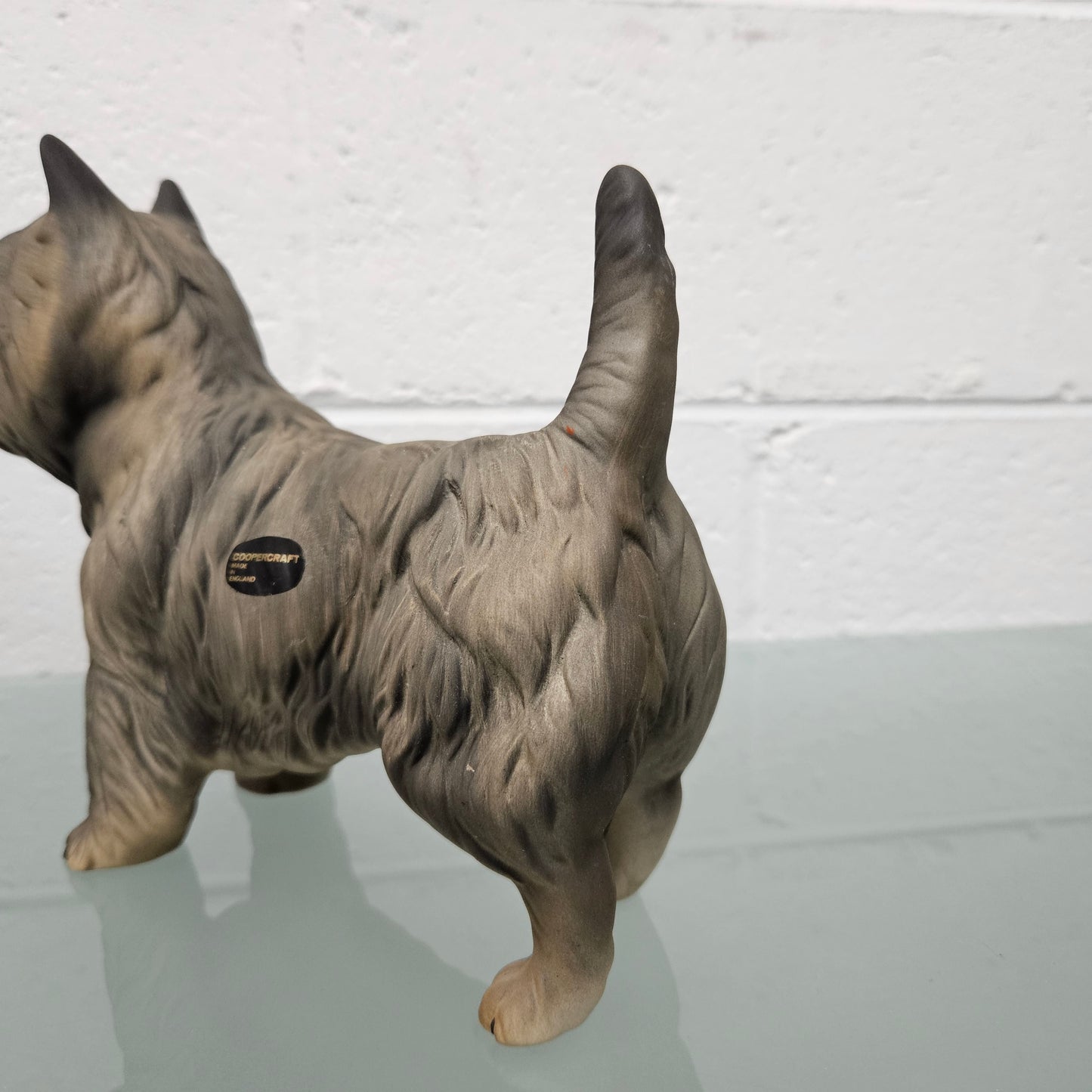 Appealing vintage Coopercraft England Dog Ornament. Please see photos as they form part of the description.