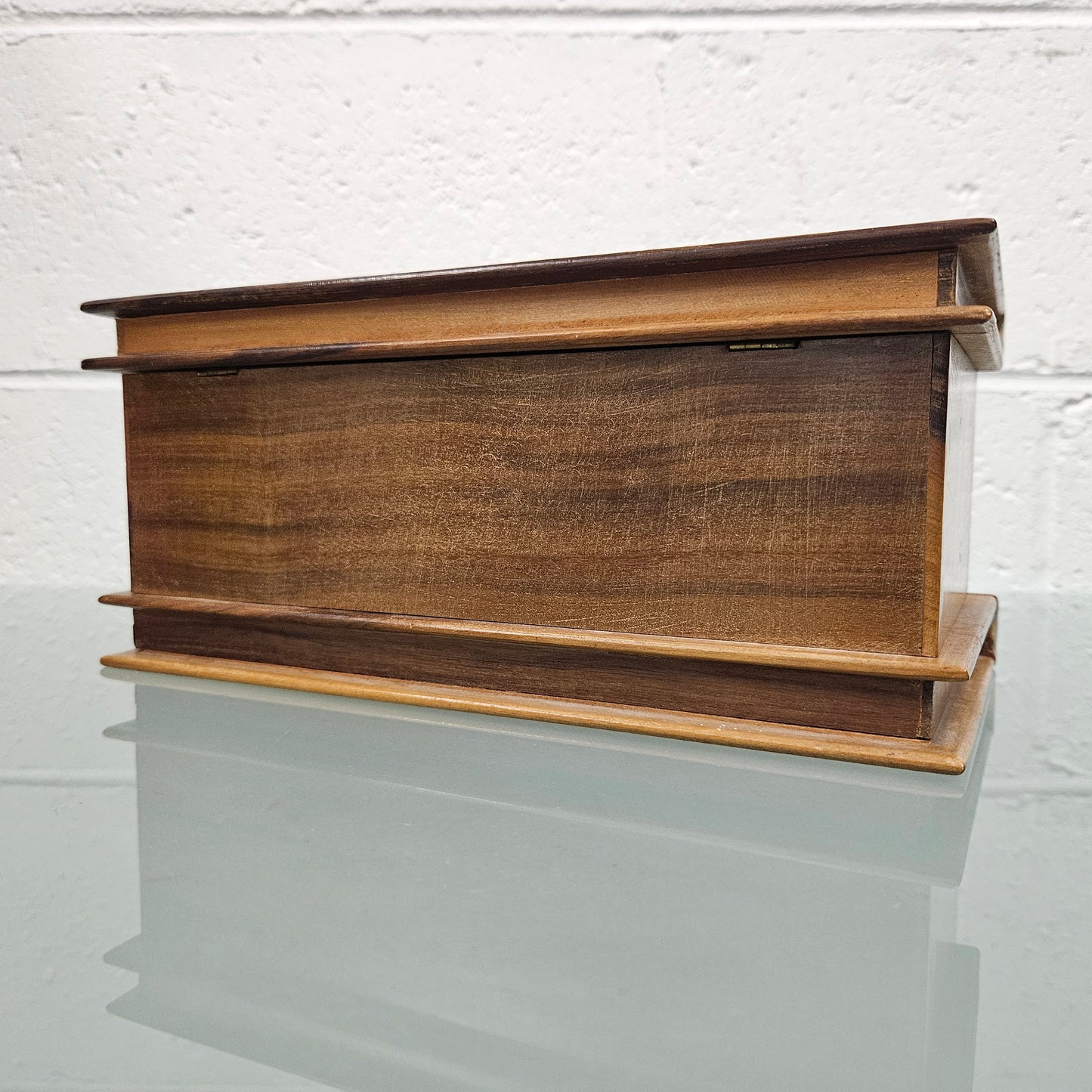 Antique Walnut Inlaid & Hand Painted Jewellery Box with Hidden (Secret) Compartment & Hidden Key Escutcheon. Circ 1920,s. Charming button backed satin interior. Please see photos as they form part of the description.