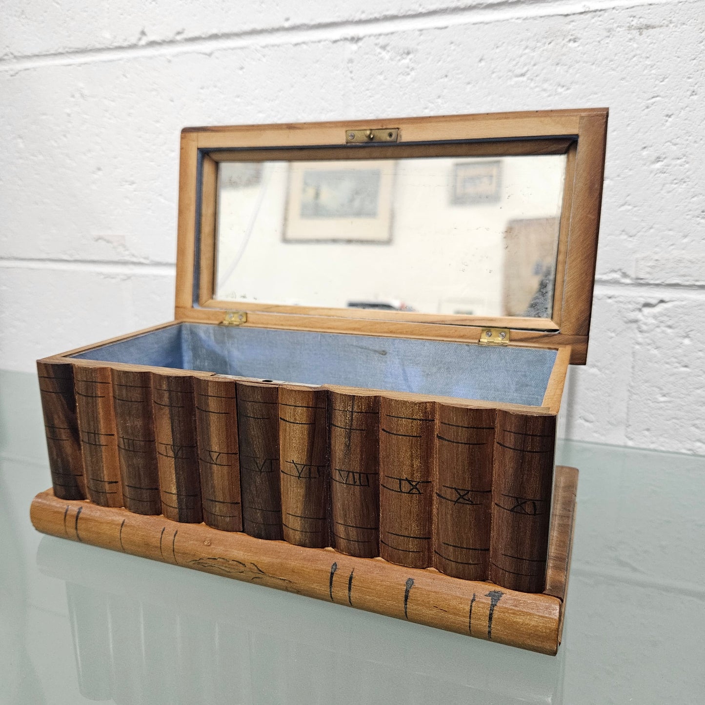 Antique Walnut Inlaid & Hand Painted Jewellery Box with Hidden (Secret) Compartment & Hidden Key Escutcheon. Circ 1920,s. Charming button backed satin interior. Please see photos as they form part of the description.