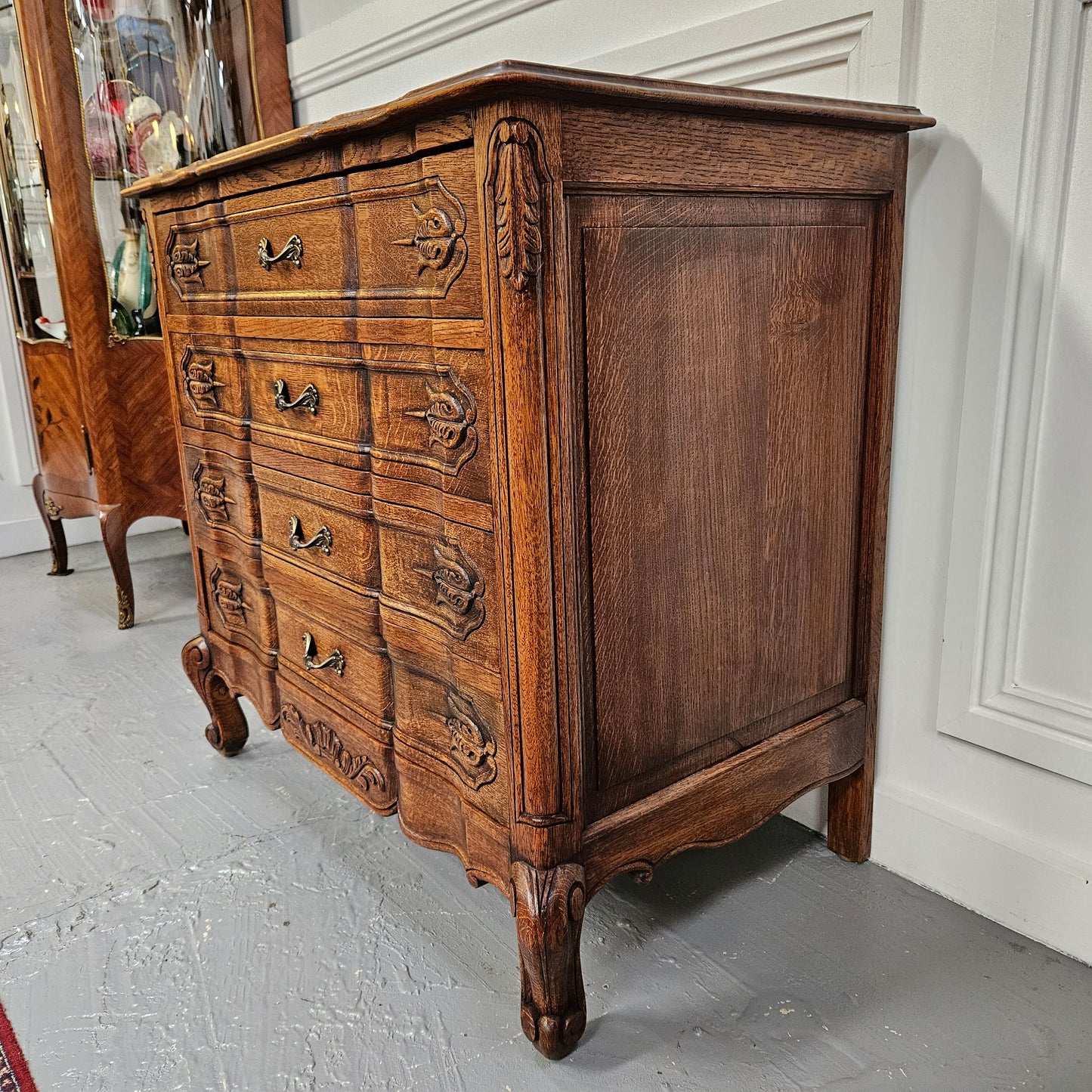 Lovely Provincial Oak Chest Of Four Drawers