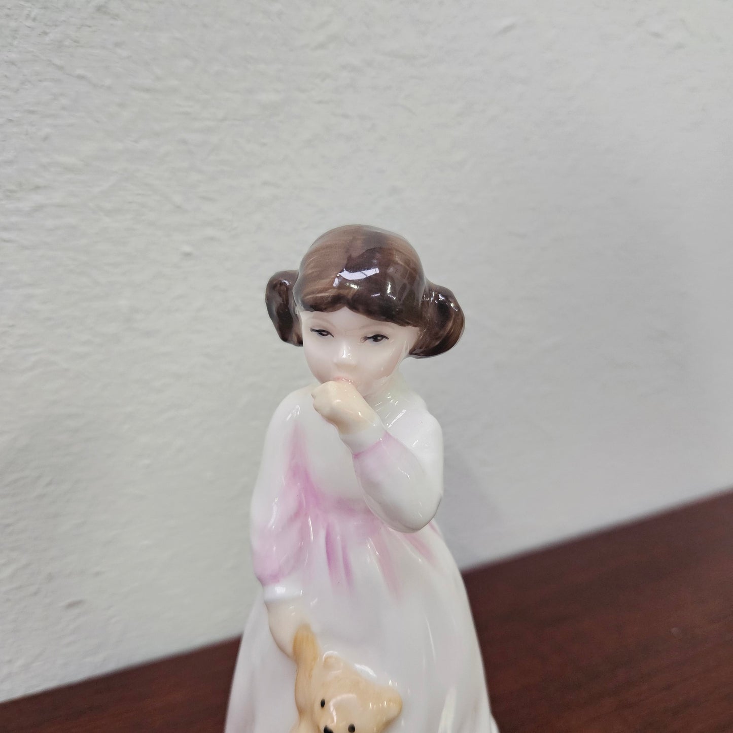Charming Royal Doulton Figure "Daddy's Girl"