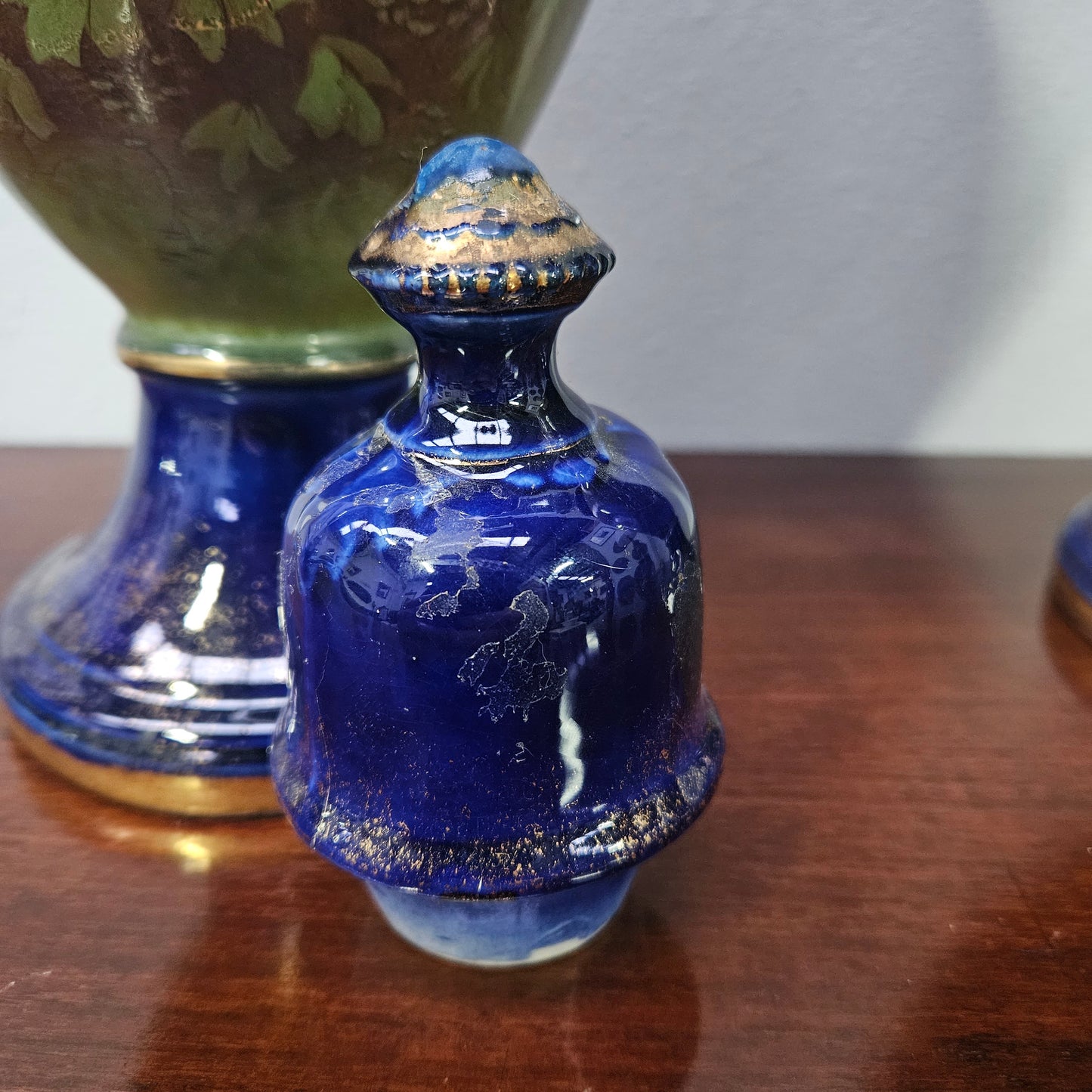 Stunning Pair of Decorative Victorian Vases.
