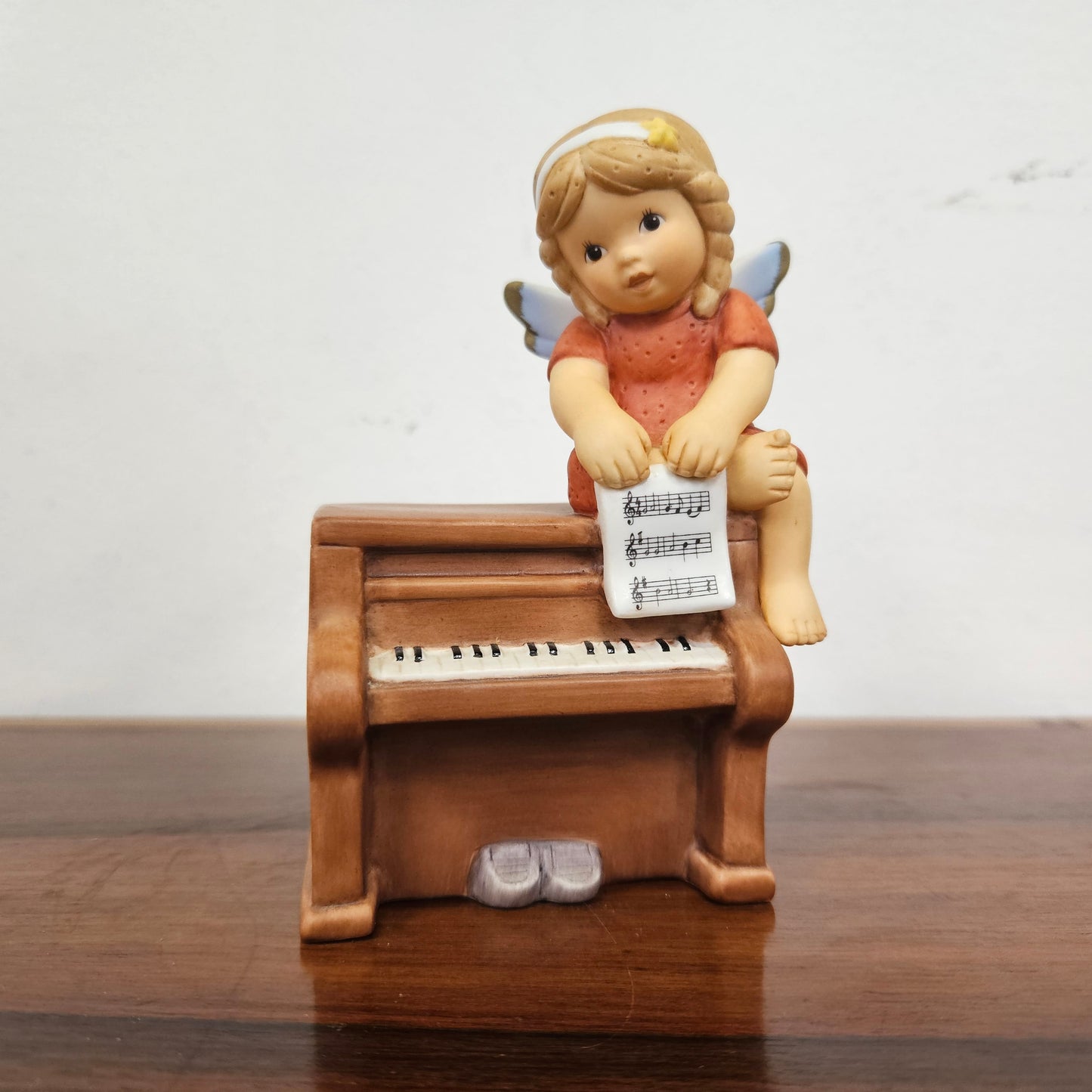 Delightful 2 pce Musical Goebel Angels on Piano