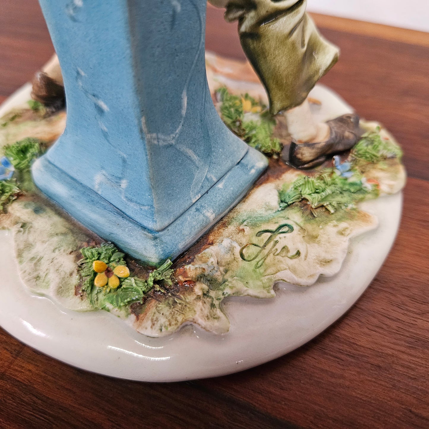Vintage Italian Ceramic Statue 'Drinking Pals'