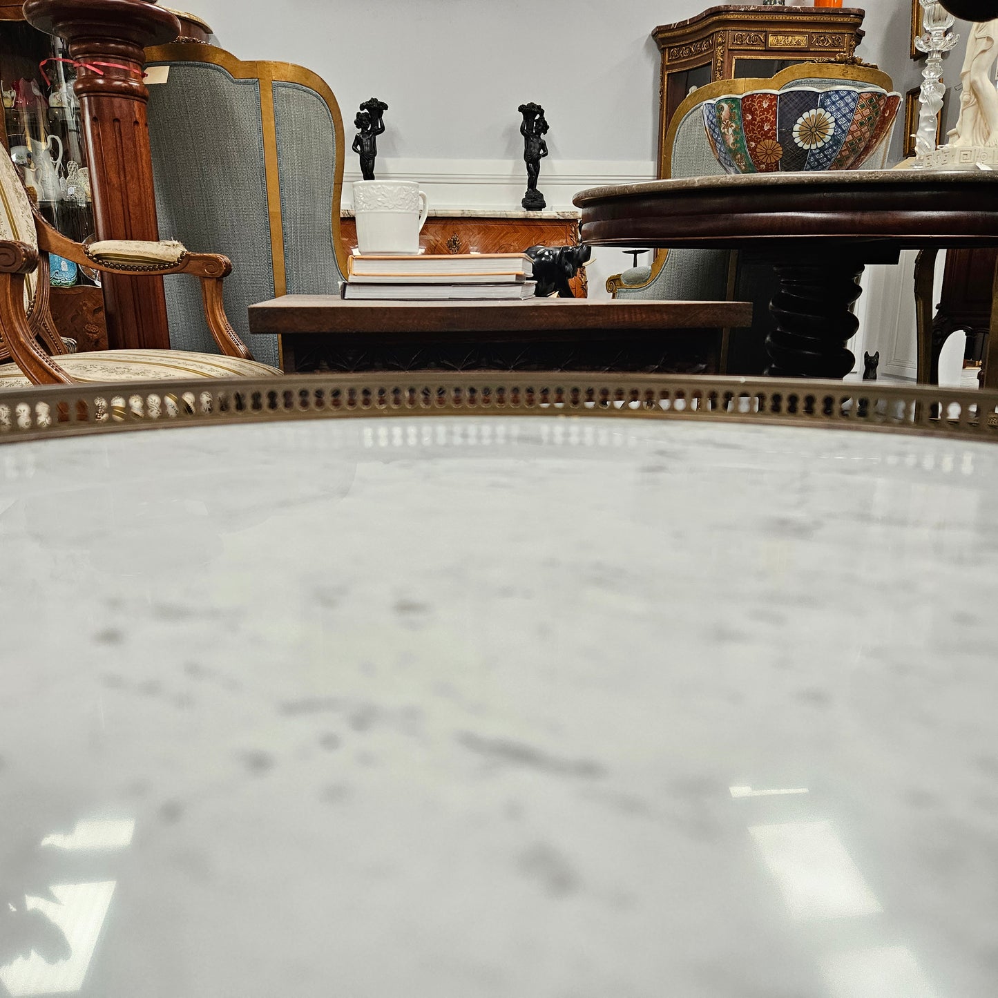 French Walnut Bouillotte Round Table