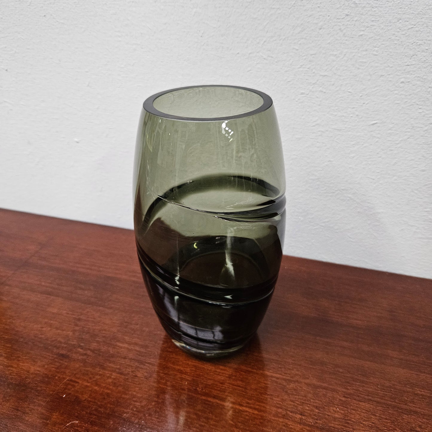 Attractive Deco Style Glass Vase