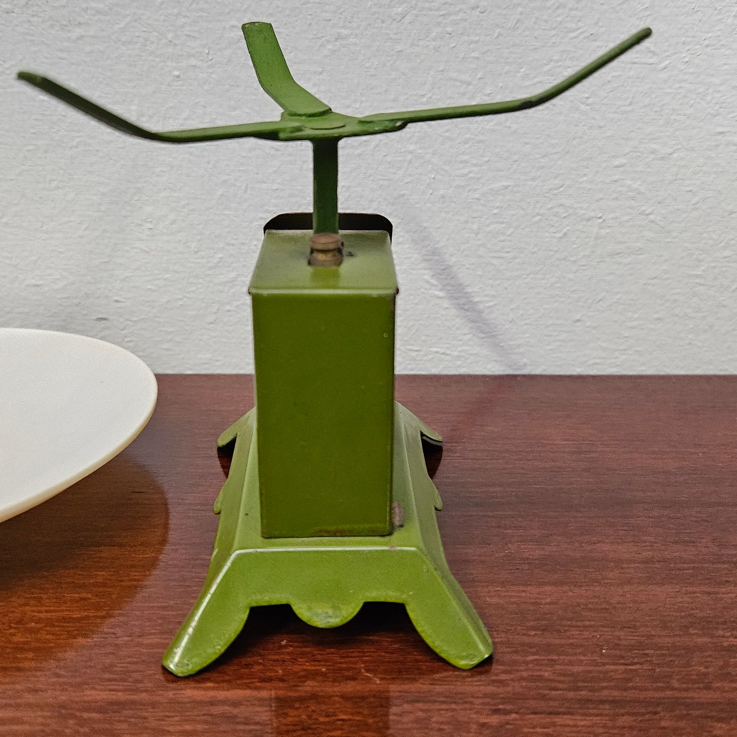 Small Vintage Original Metal Kitchen Scales