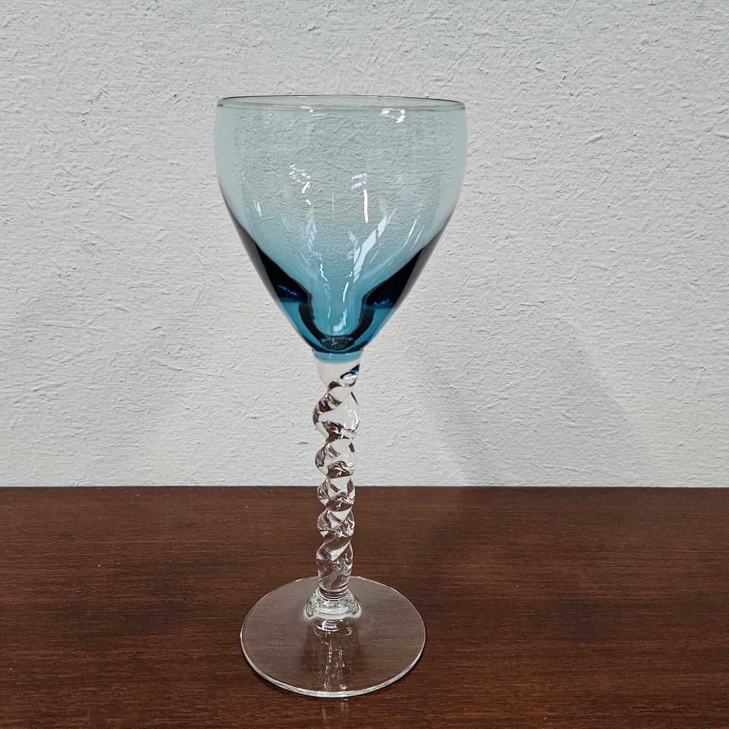 6 Vintage Coloured Wine Glasses With Twist Stems