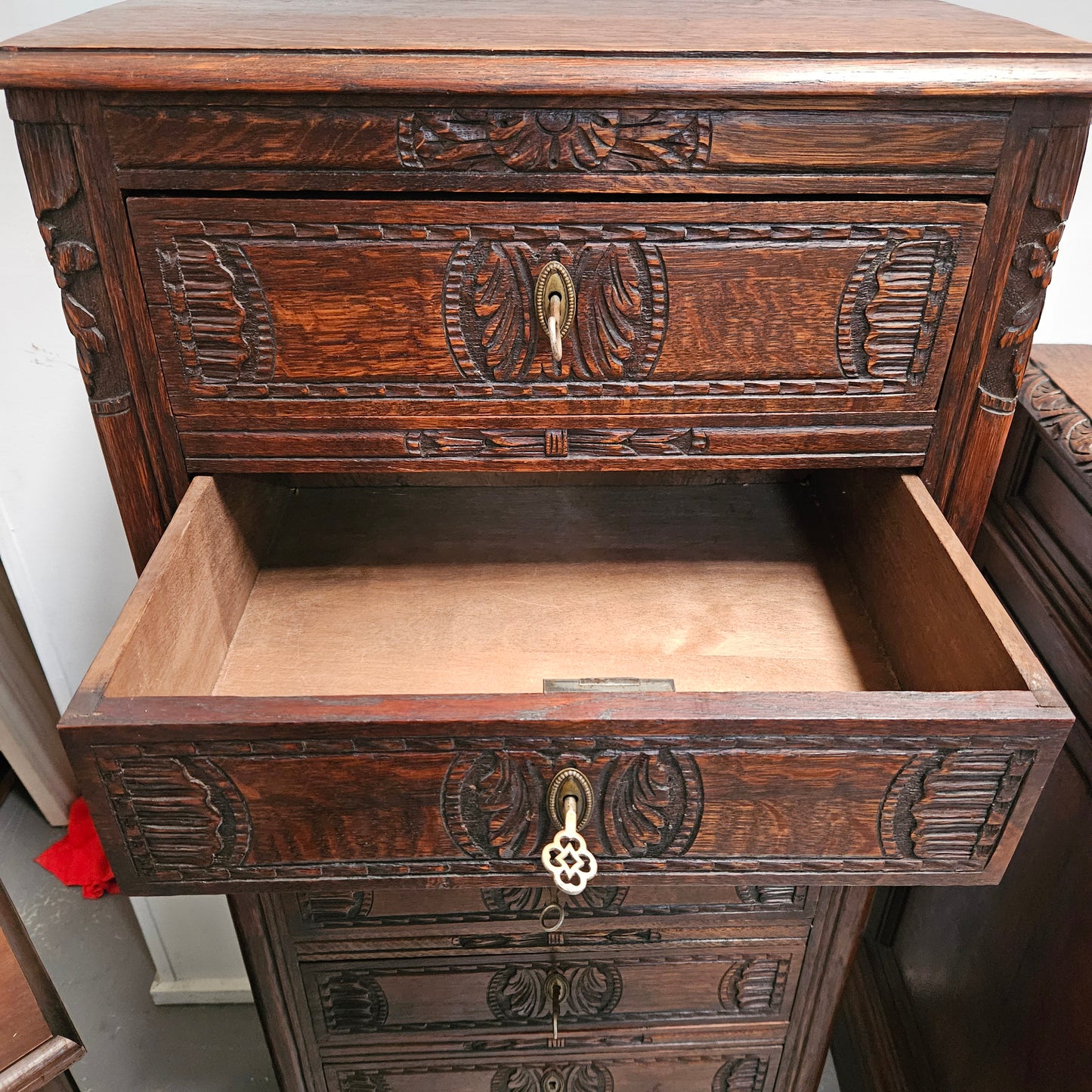 Breton French Oak Seven Drawer Semainier