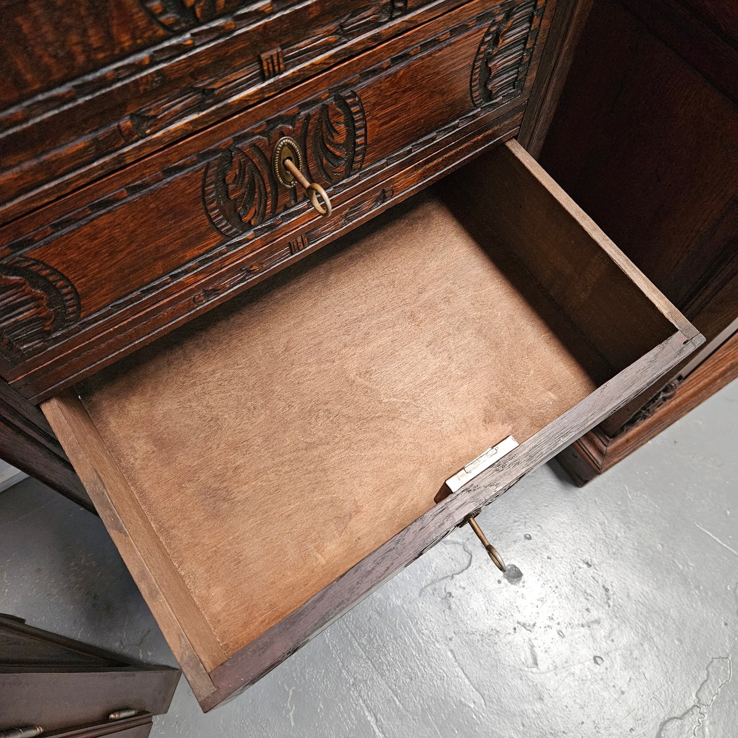 Breton French Oak Seven Drawer Semainier