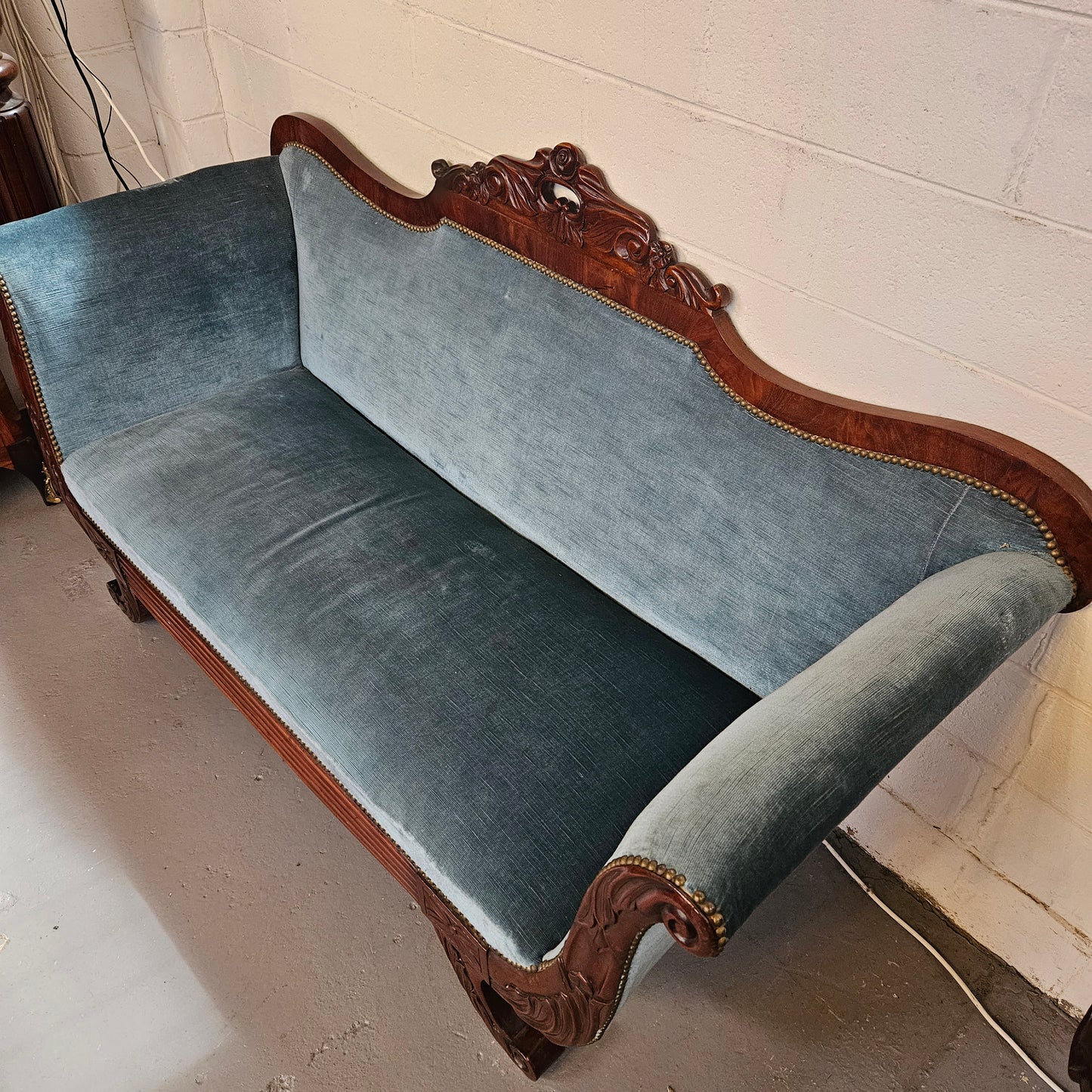 Stylish Mahogany Empire Style Upholstered Settee