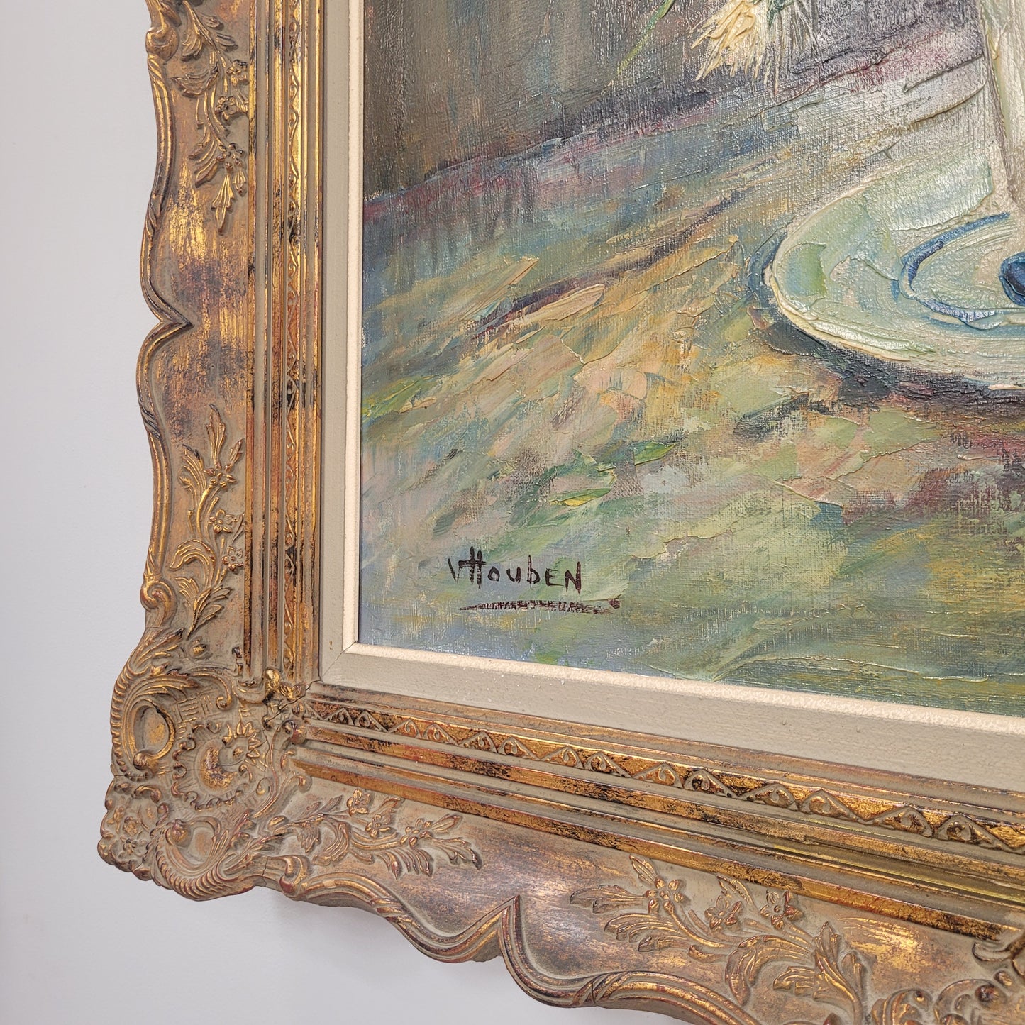 Stunning Oil on Canvas Floral in Decorative Frame