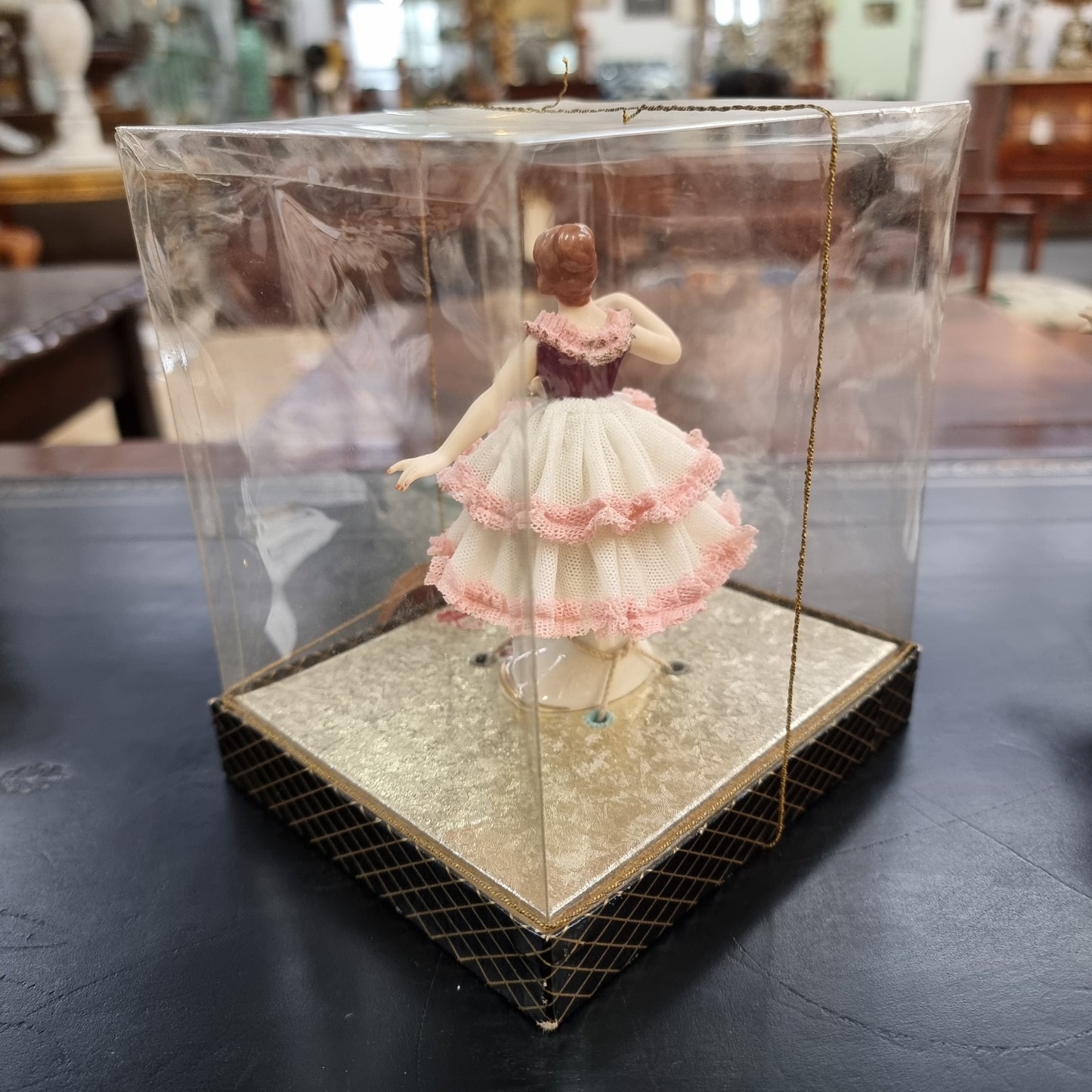 Rare Boxed Dresden Lace Figurine In Original Box