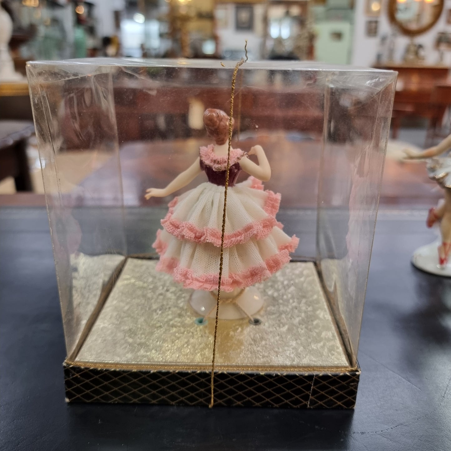 Rare Boxed Dresden Lace Figurine In Original Box