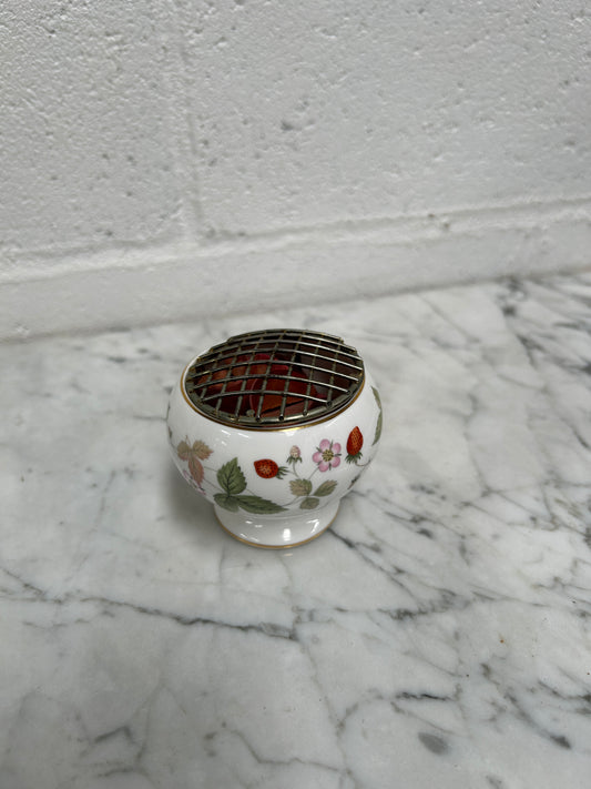 Wedgwood Pot Pourri Holder