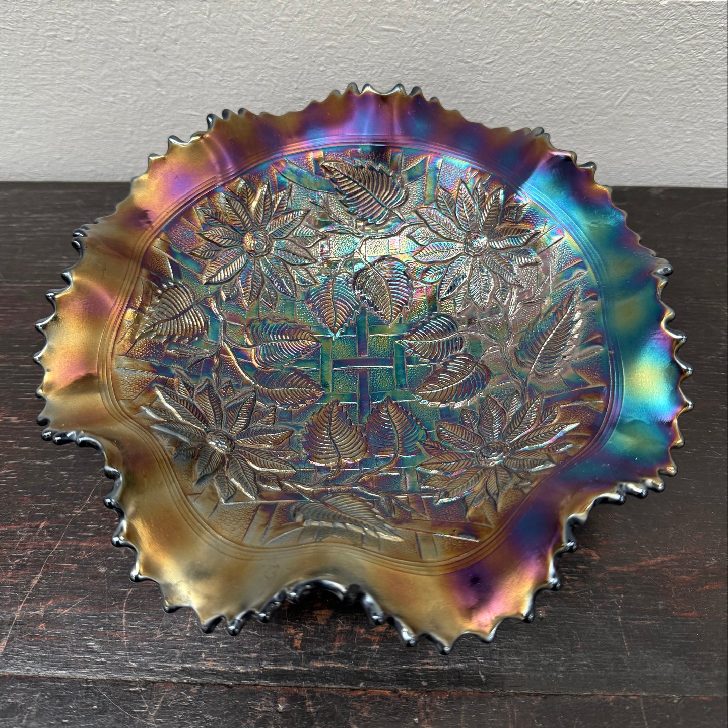 Northwood Purple Poinsetta & Lattice Carnival Glass Bowl