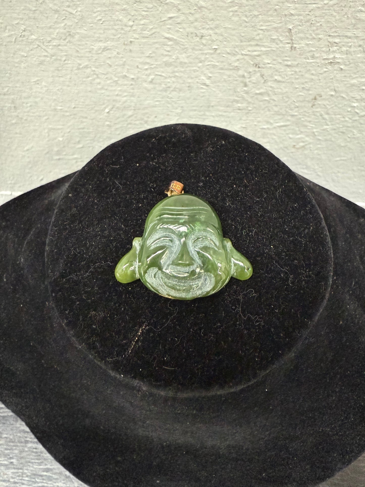 Vintage 14K Gold & Carved Jade Buddha