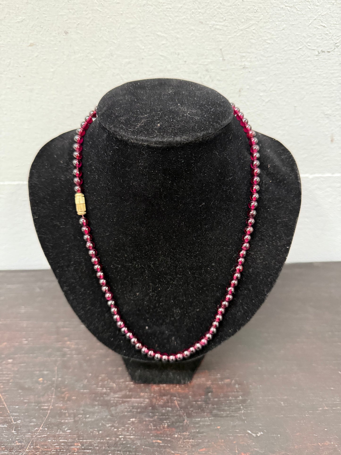 Vintage Garnet Bead Necklace