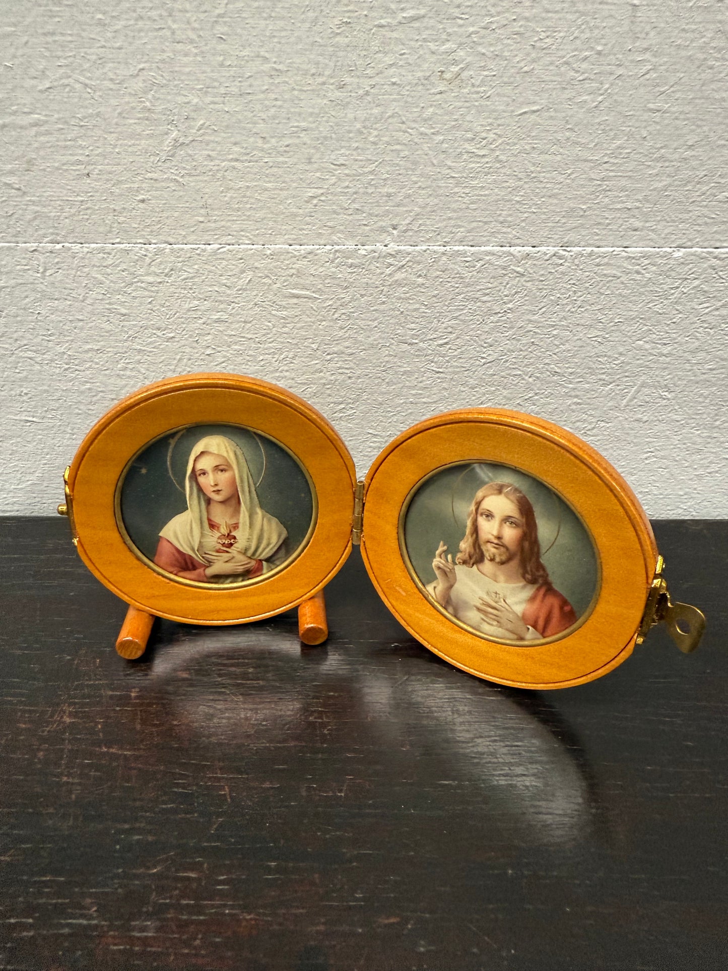 Vintage Portable Mary & Jesus Images In Wooden Frame