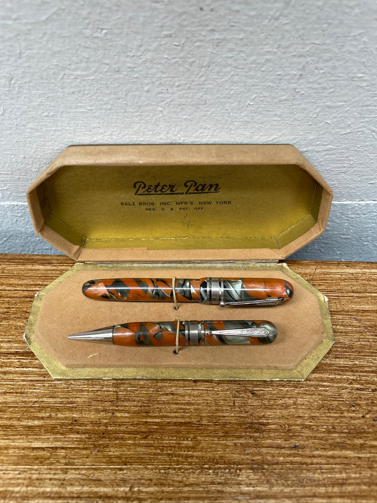 Rare Peter Pan Art Deco Pen & Pencil in Case