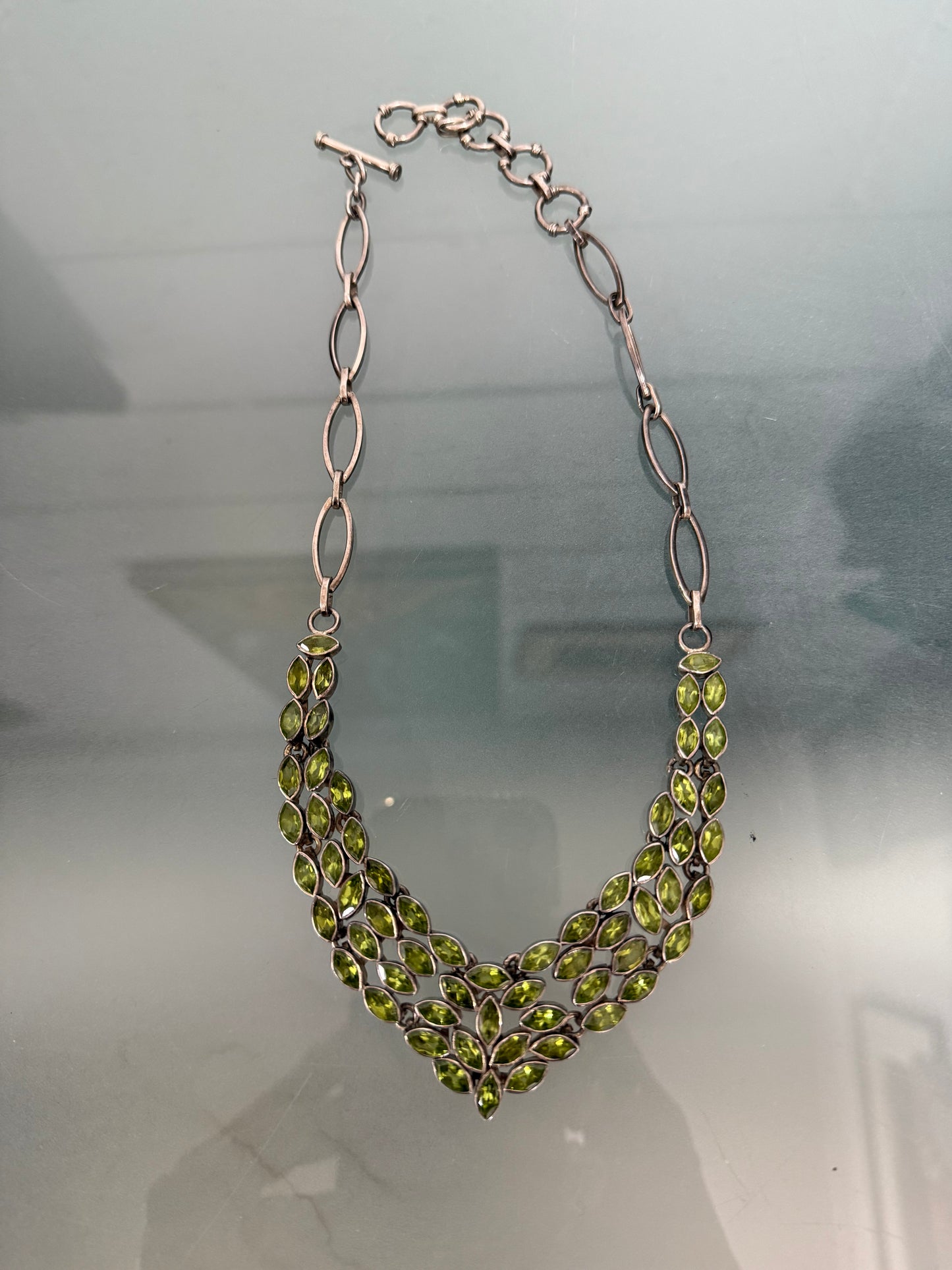 Stunning Vintage Style Peridot Necklace