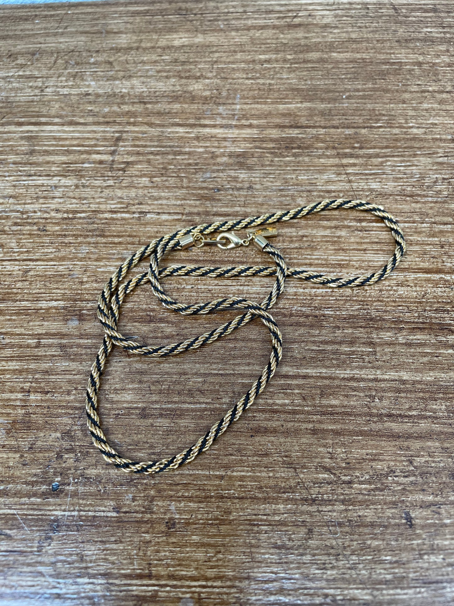 Classics Gilt Metal Rope Costume Necklace