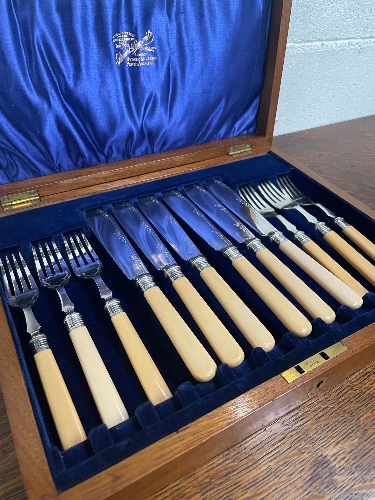 Antique Stewart Dawsons & Co Jewellers Cased Set of Bone Handled EPNS Fish Knives & Forks