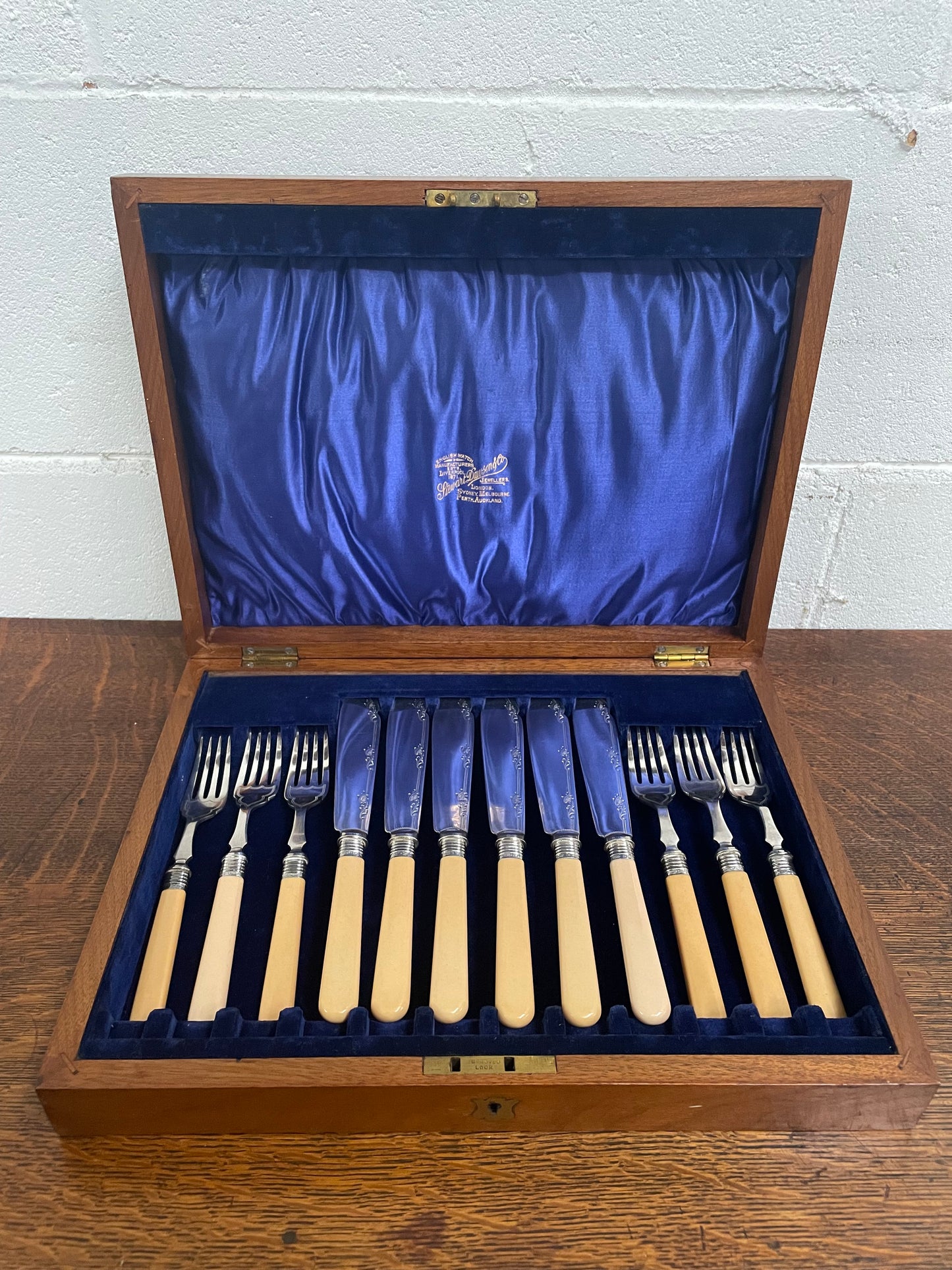 Antique Stewart Dawsons & Co Jewellers Cased Set of Bone Handled EPNS Fish Knives & Forks