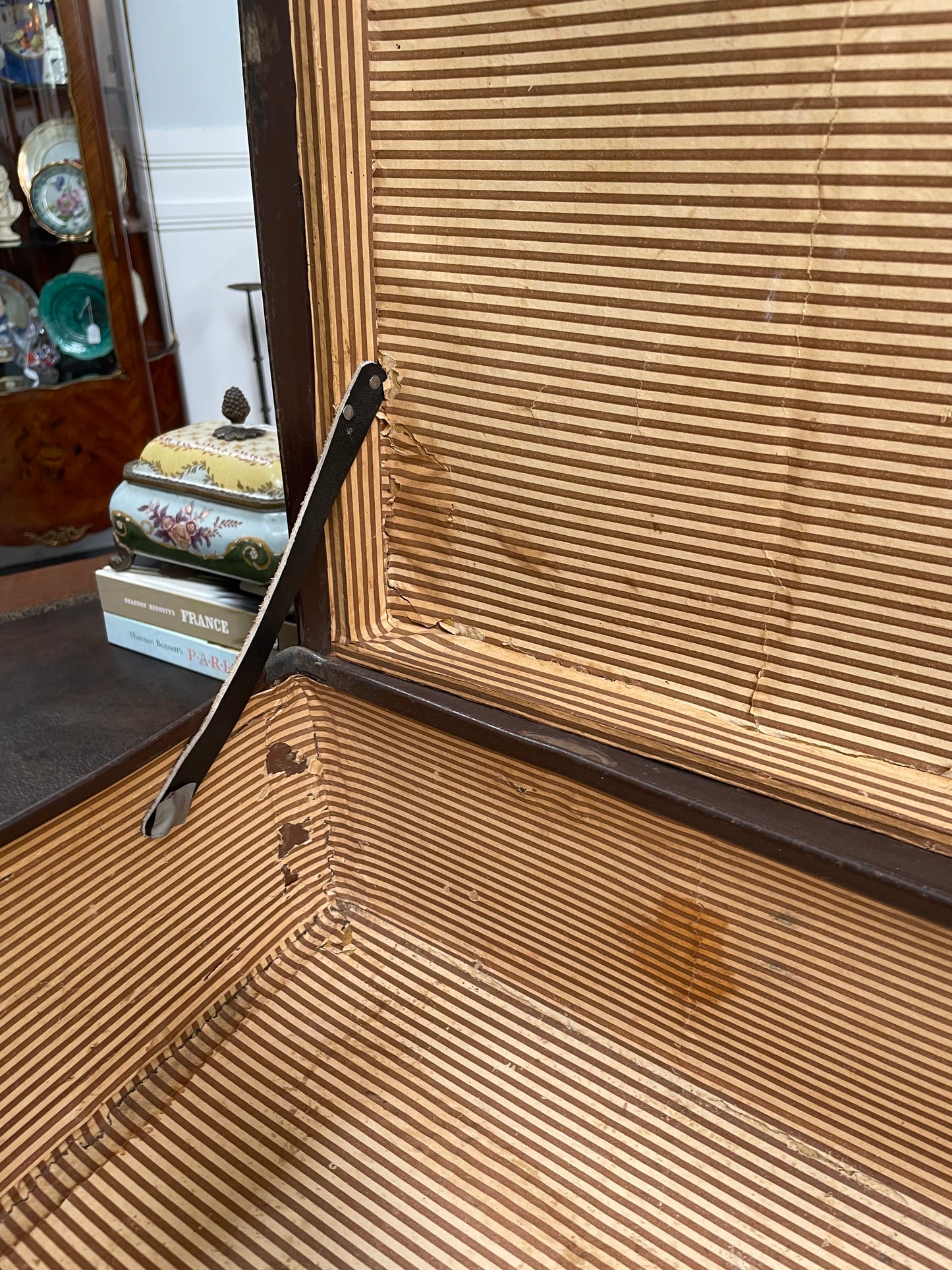 Fun Vintage Suitcase Painted With Delightful Bear