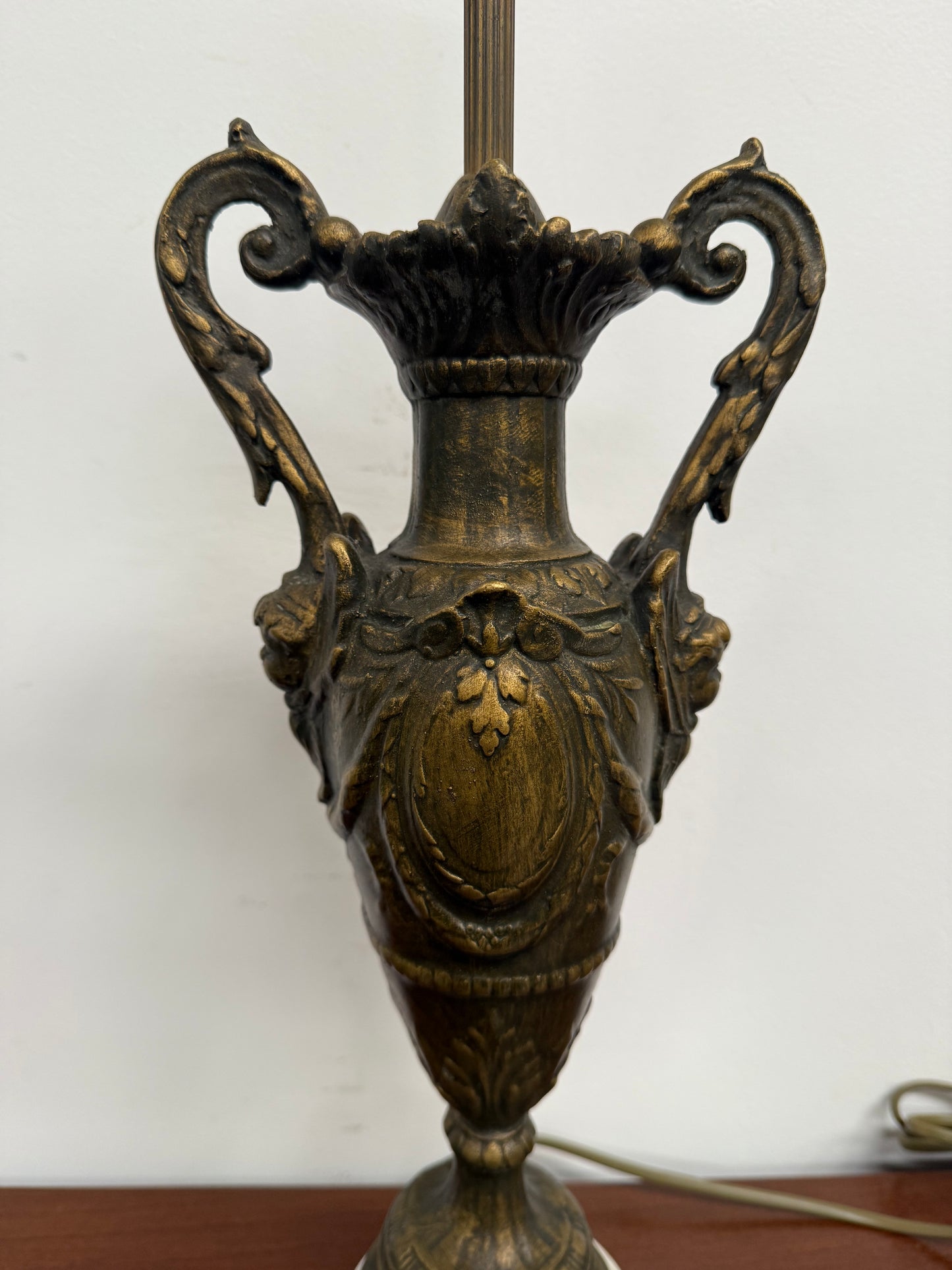 Elegant Gilt Metal & Marble Vintage Table Lamp
