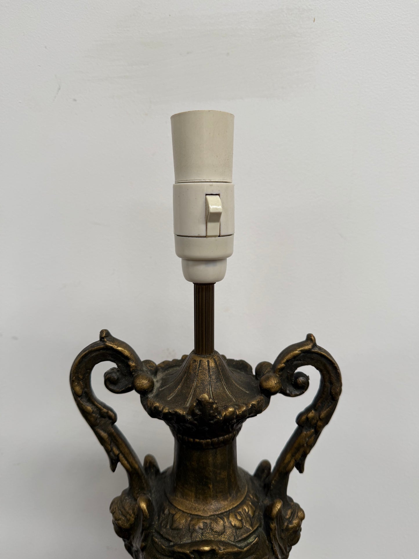 Elegant Gilt Metal & Marble Vintage Table Lamp