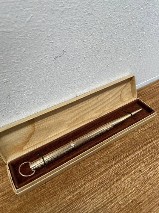 Highly Collectable & Rare Wahl Signature Gold Filled Fountain Pen