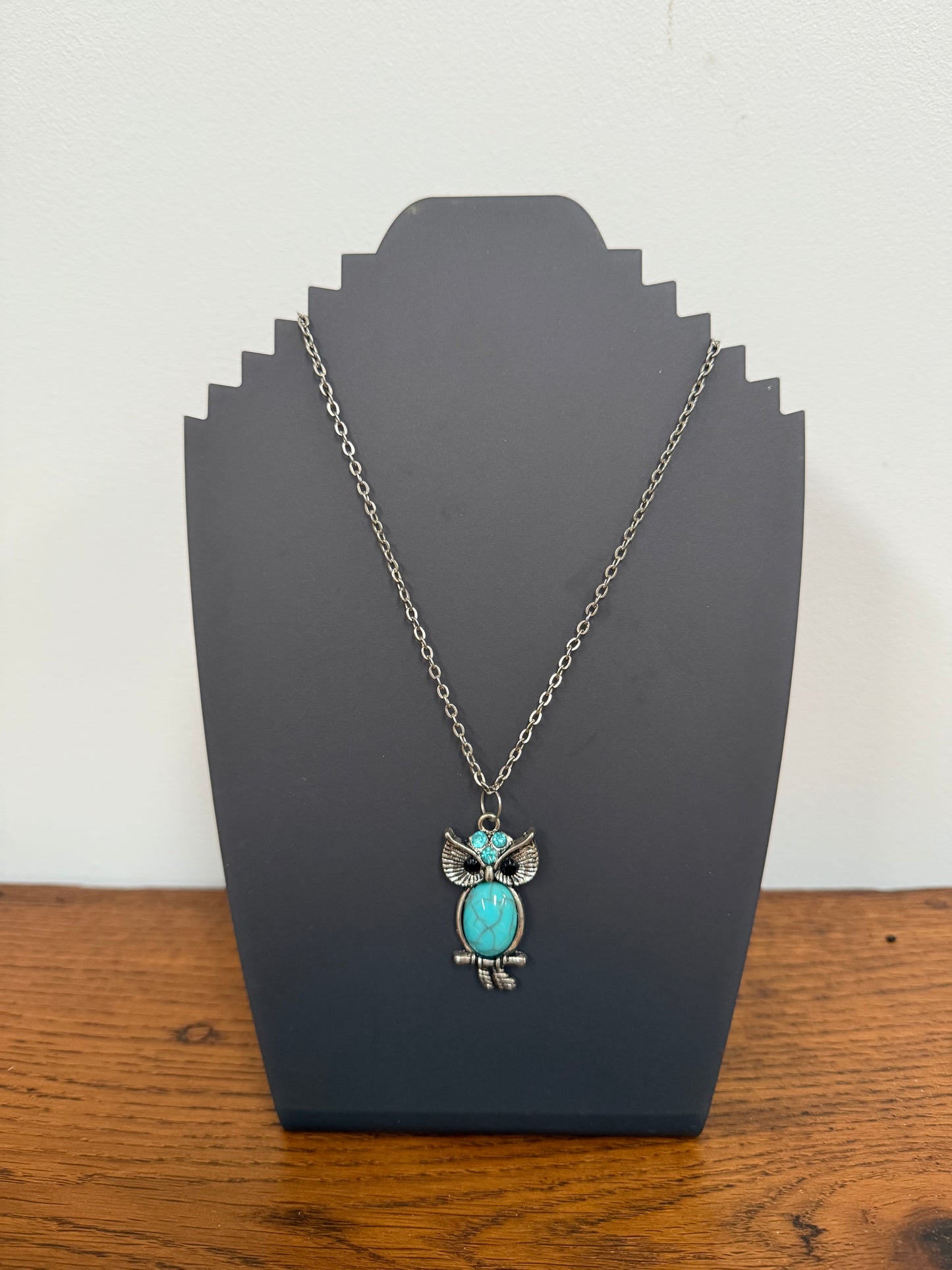 Vintage Owl Pendant & Chain