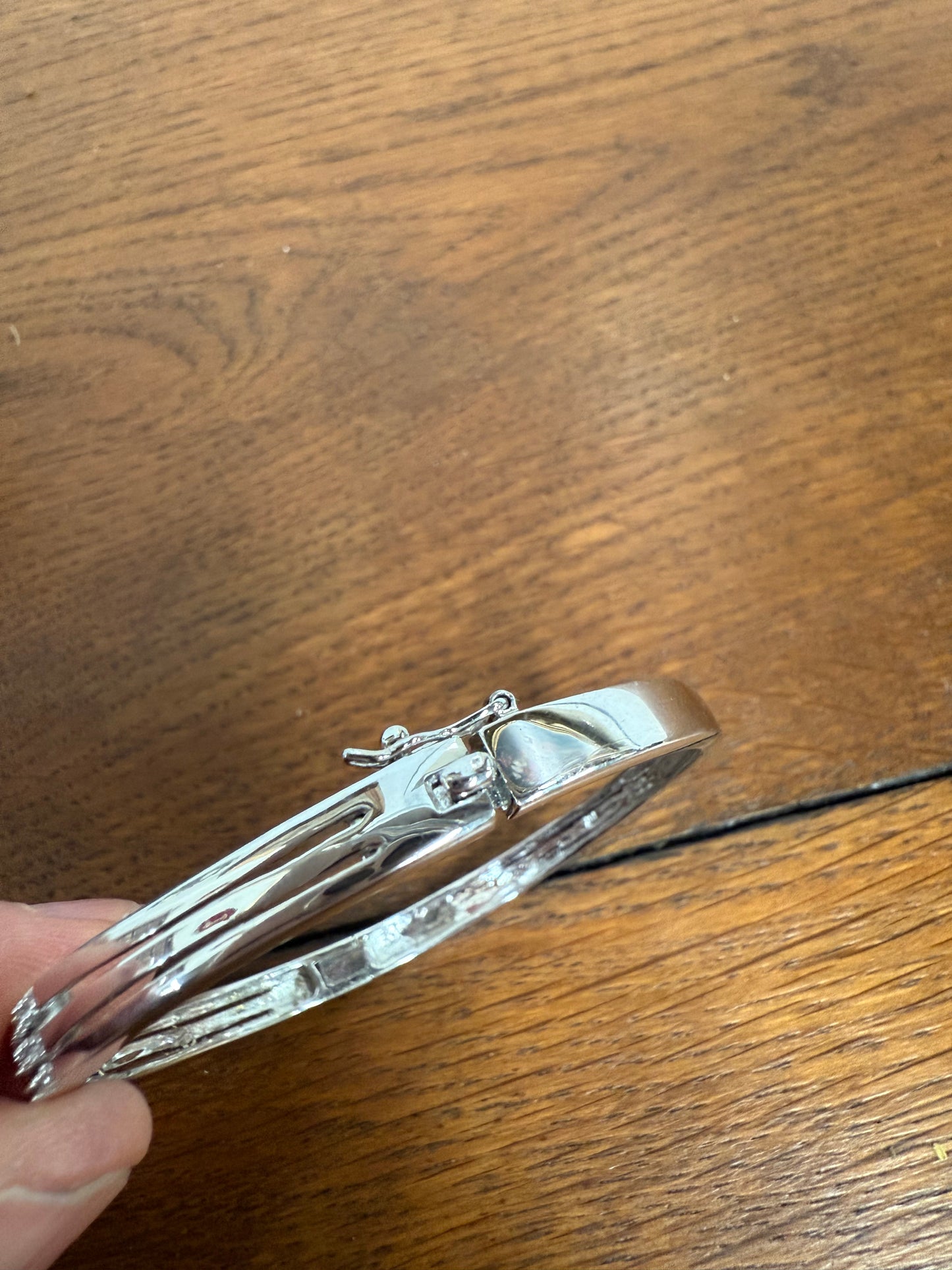 Sterling Silver Articulated Bangle set with crystals