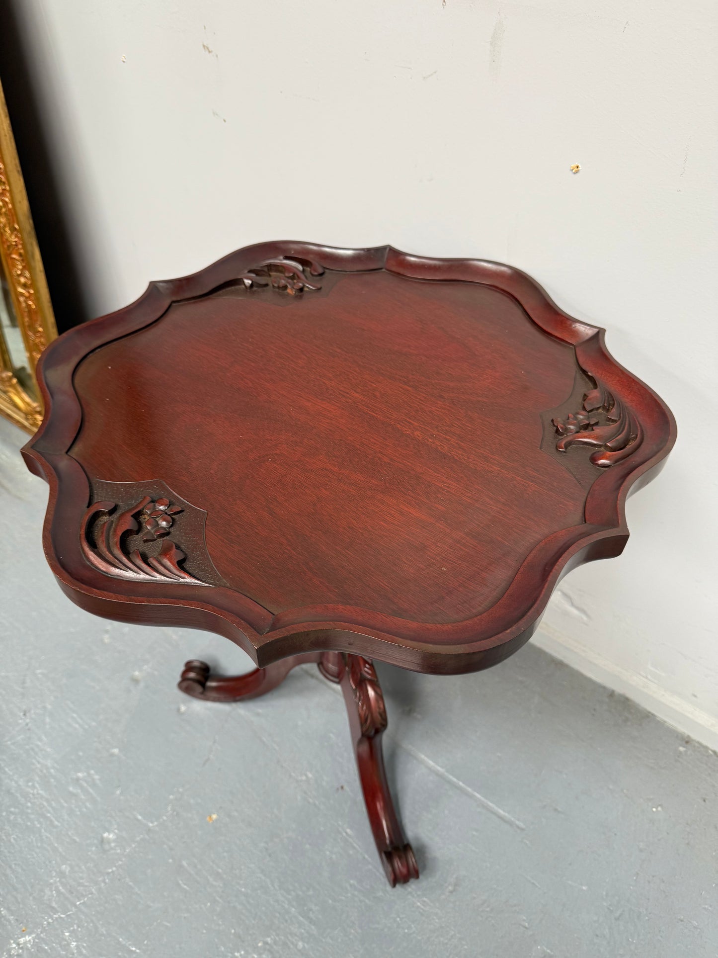 Vintage Mashogany Pie Crust Tea Wine Side Table