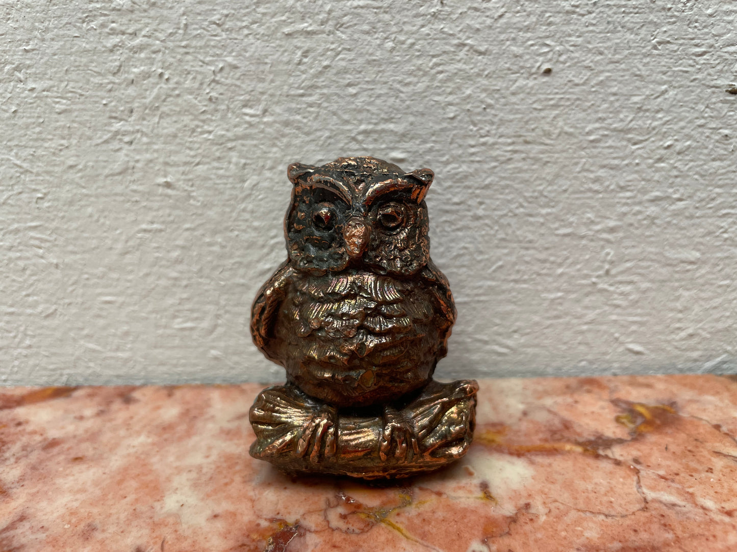 Very heavy Vintage cast copper and gilt owl sculpture, it is signed on the base and weights 323 grams. It is in good original condition.