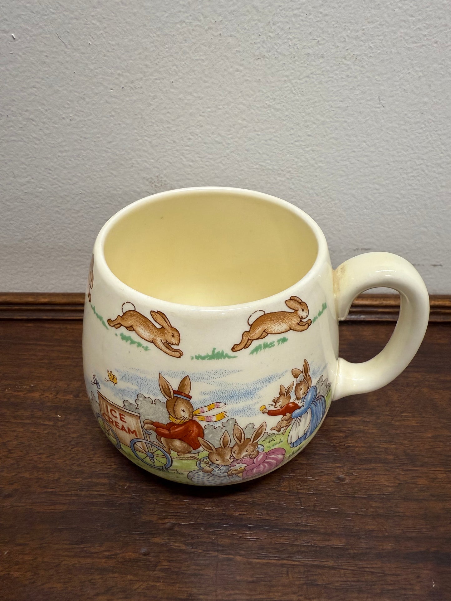 Royal Doulton Bunnykins "Ice Cream Seller" Mug