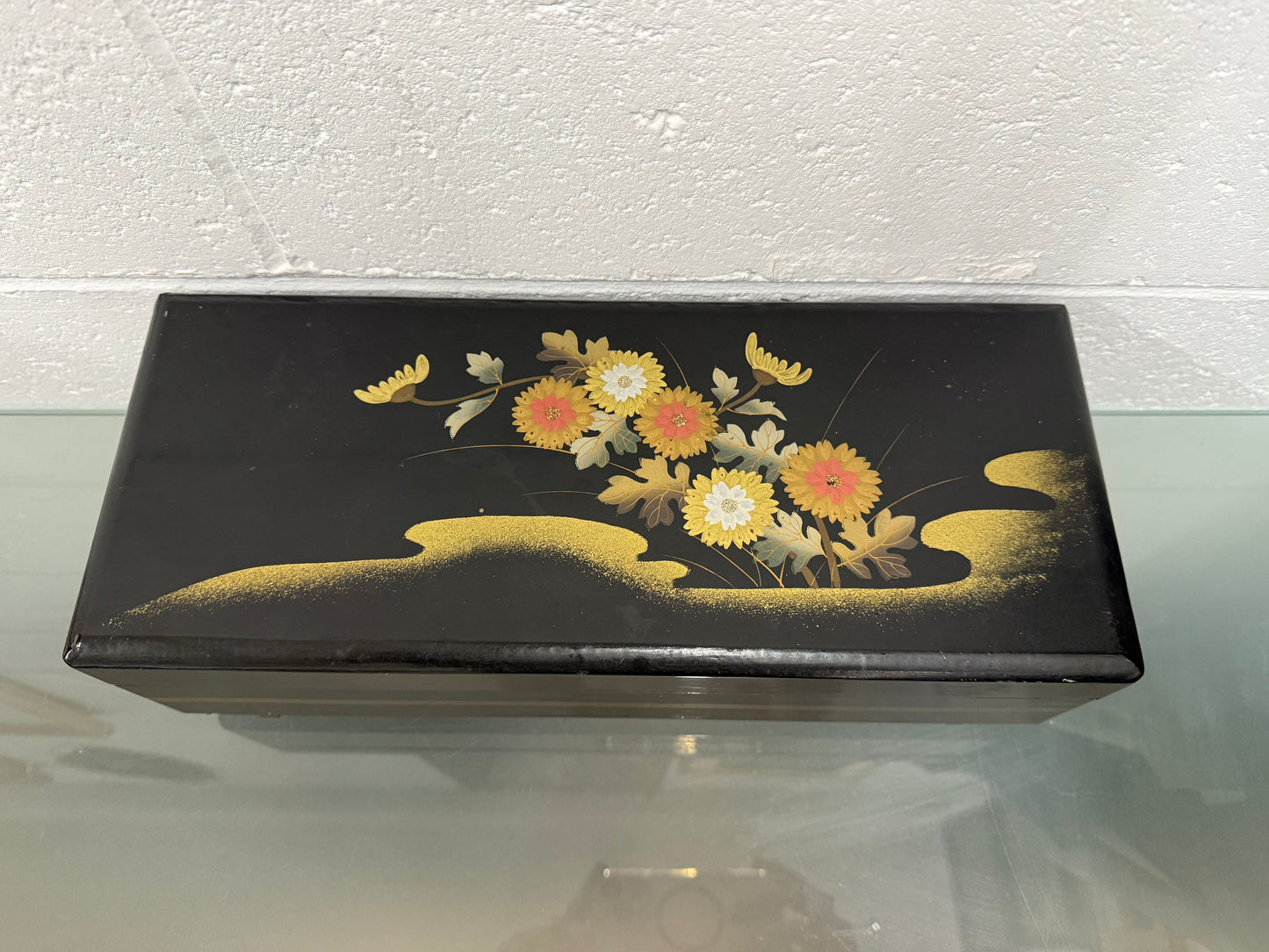 Vintage Japanese Lacquer Musical Jewellery Box