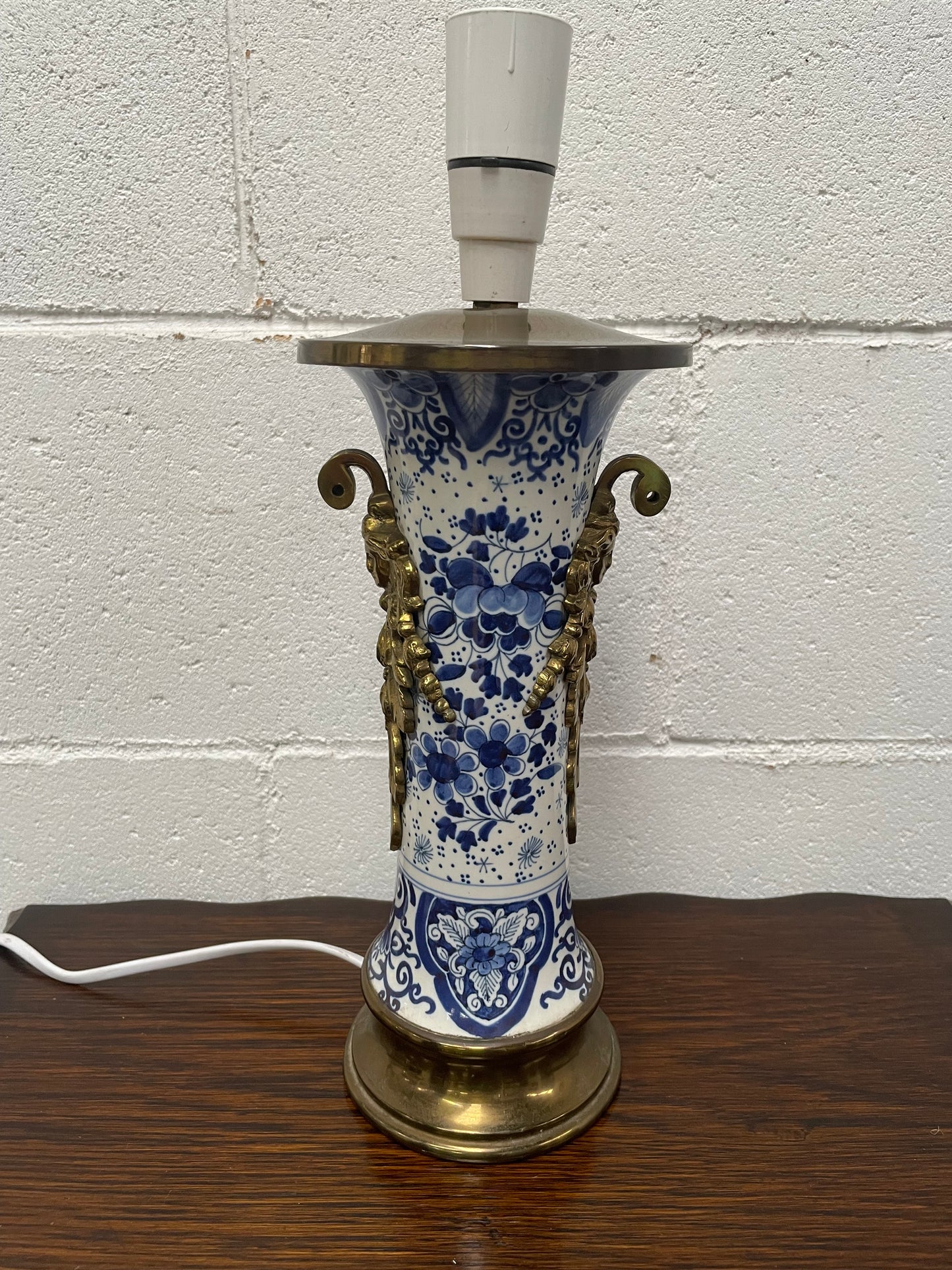 Vintage Delft Blue & White China & Brass Lamp