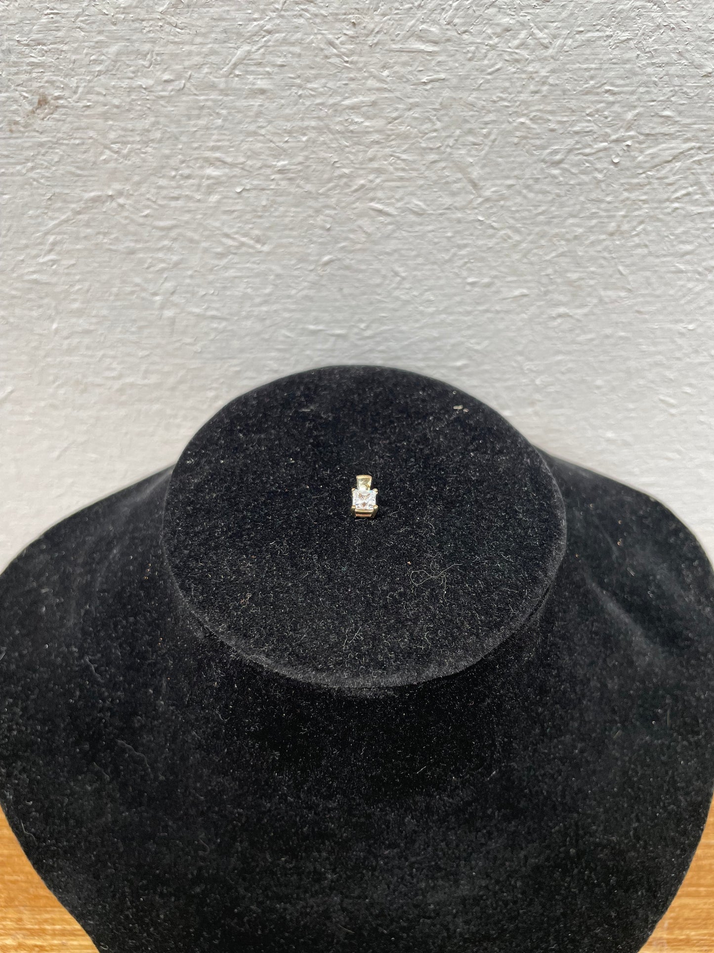 9ct Gold Pendant Set With White Stone