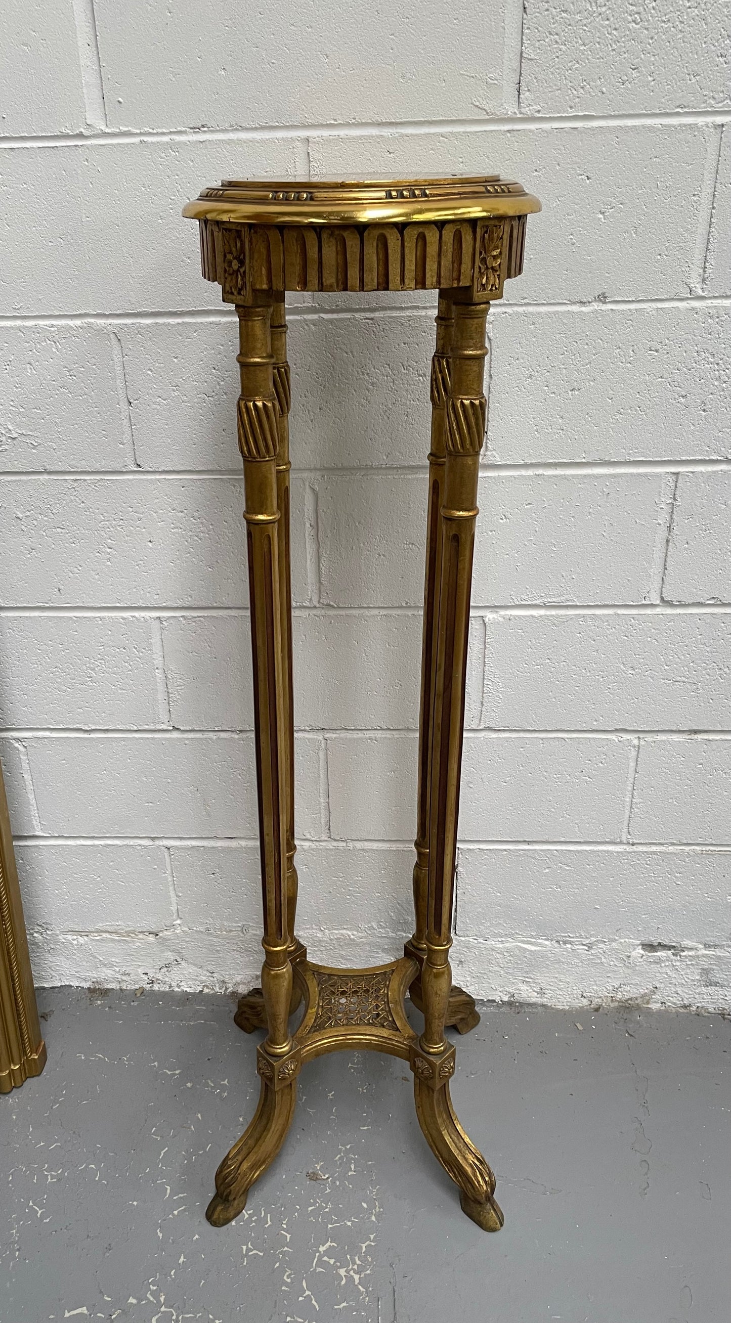 Stylish Art deco Marble Top Pedestal