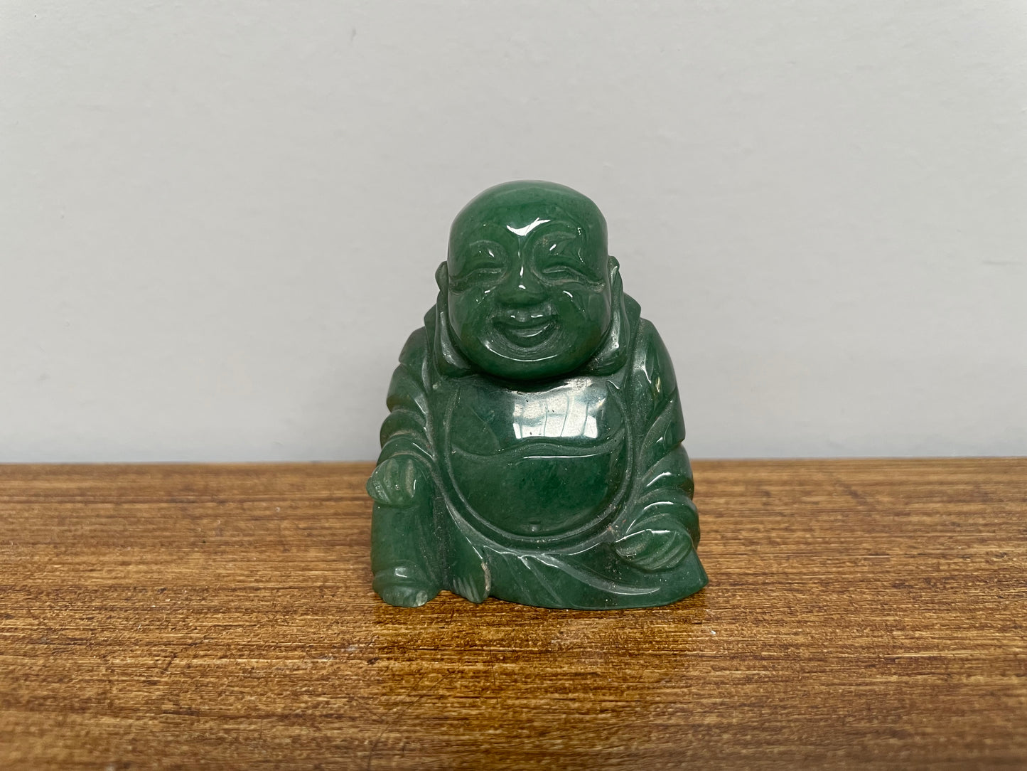 Vintage Chinese green jade carving of a Buddha. In good original condition. Please see photos as they form part of the description and condition.
