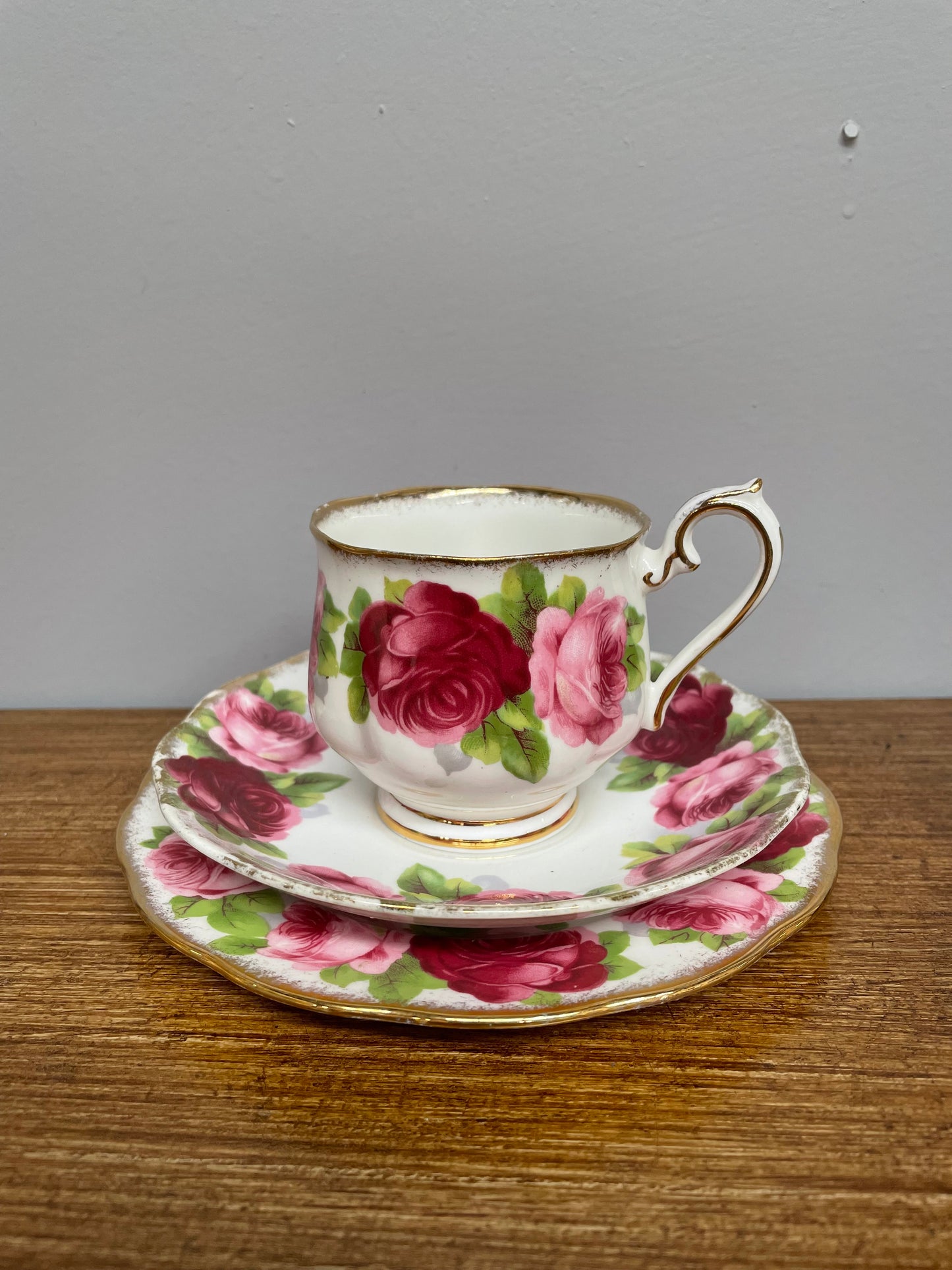 Royal Albert Old English Rose Trio