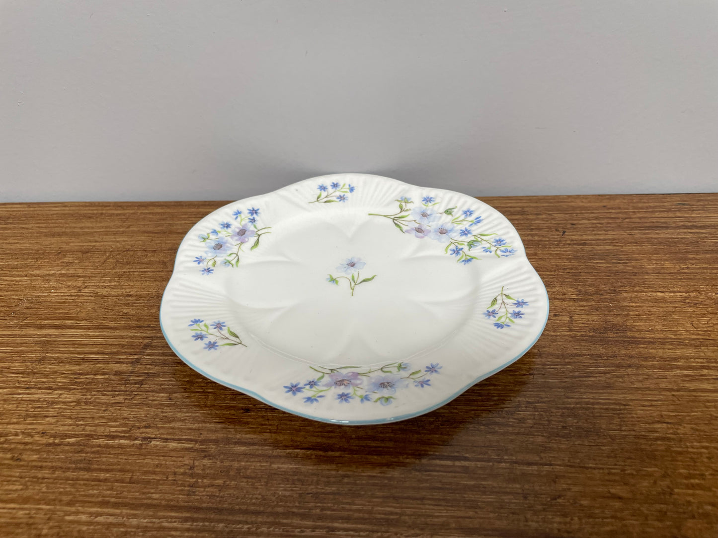 Charming Shelley Blue Rock Trio