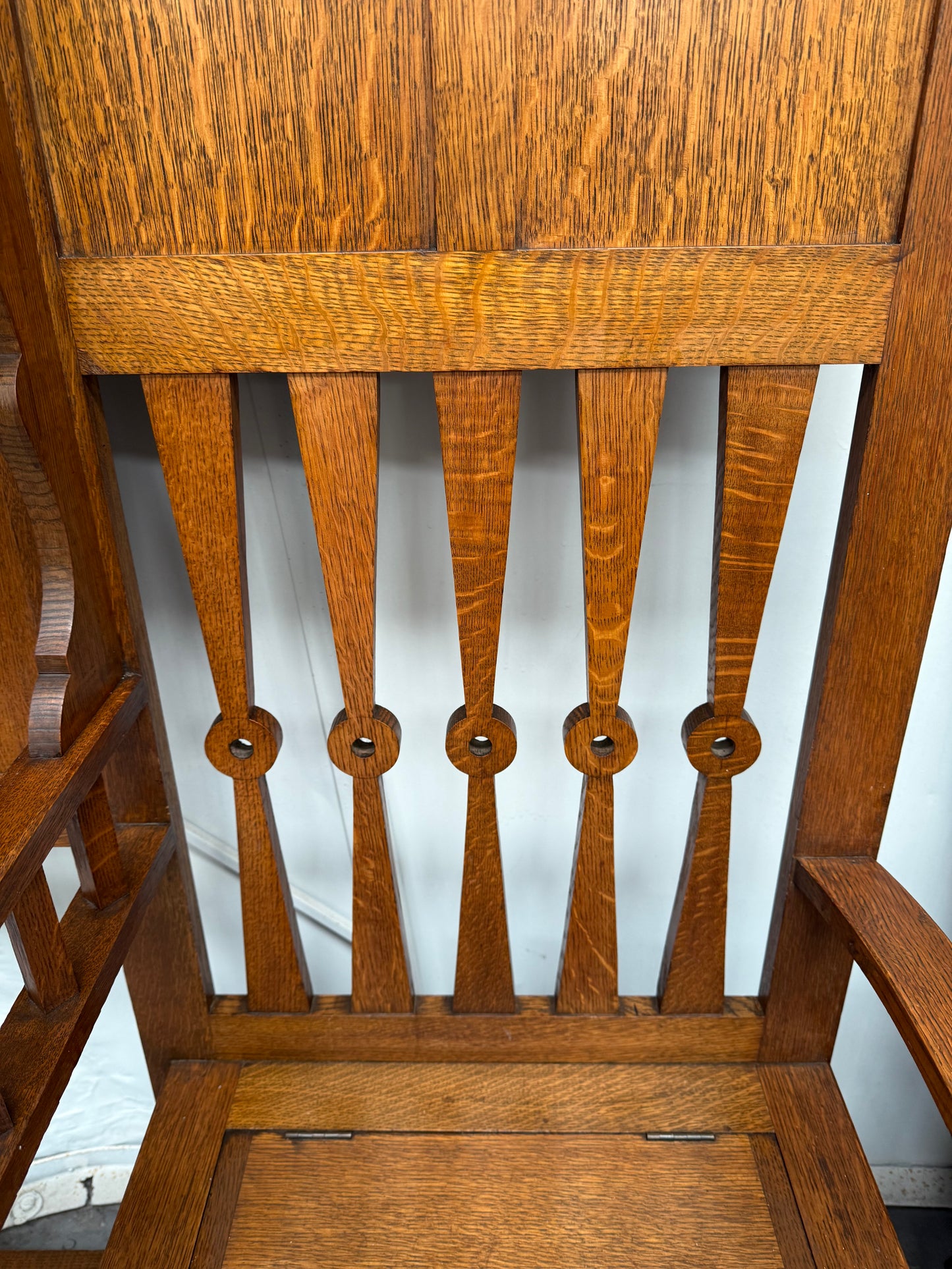 Impressive Arts & Crafts Oak Hallstand