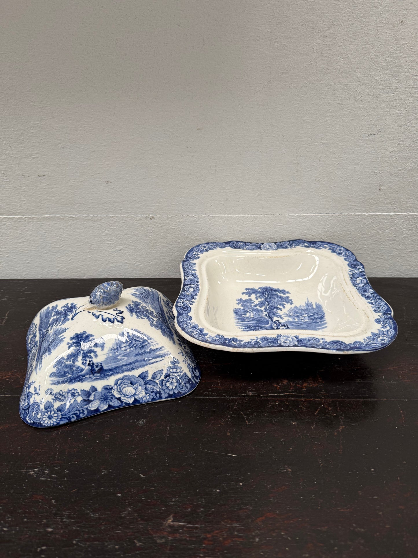 Allerton's Antique English Tureen Dish