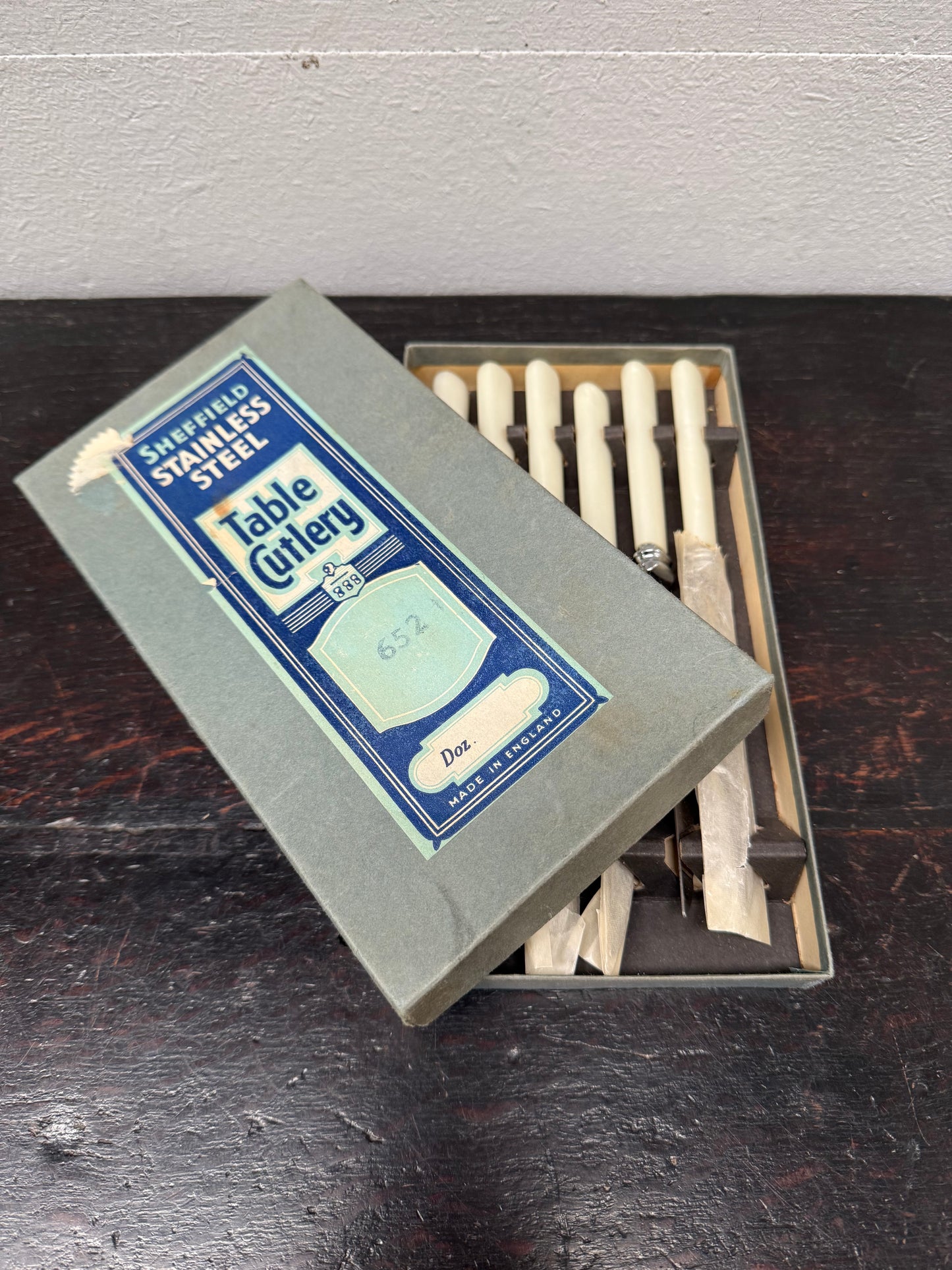 Set 6 Vintage Steak Knives In Original Box